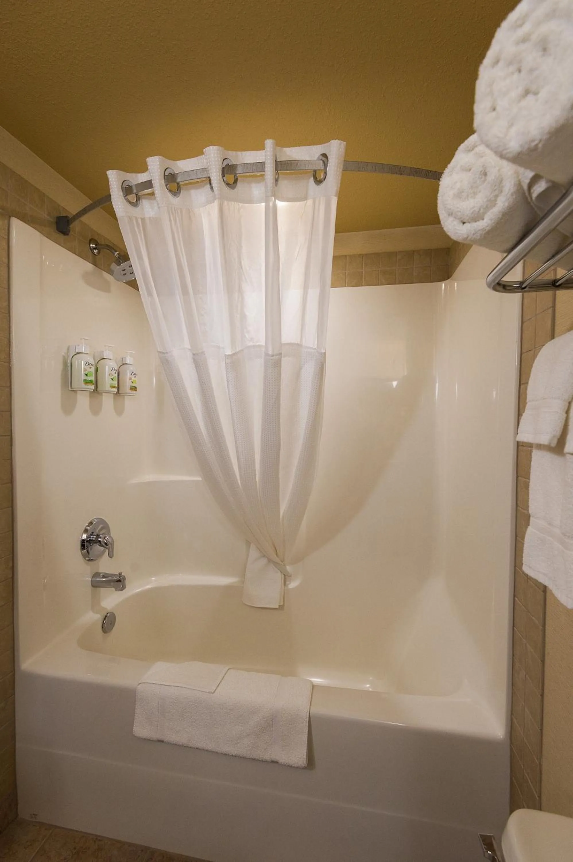 Shower in Canalta Provost