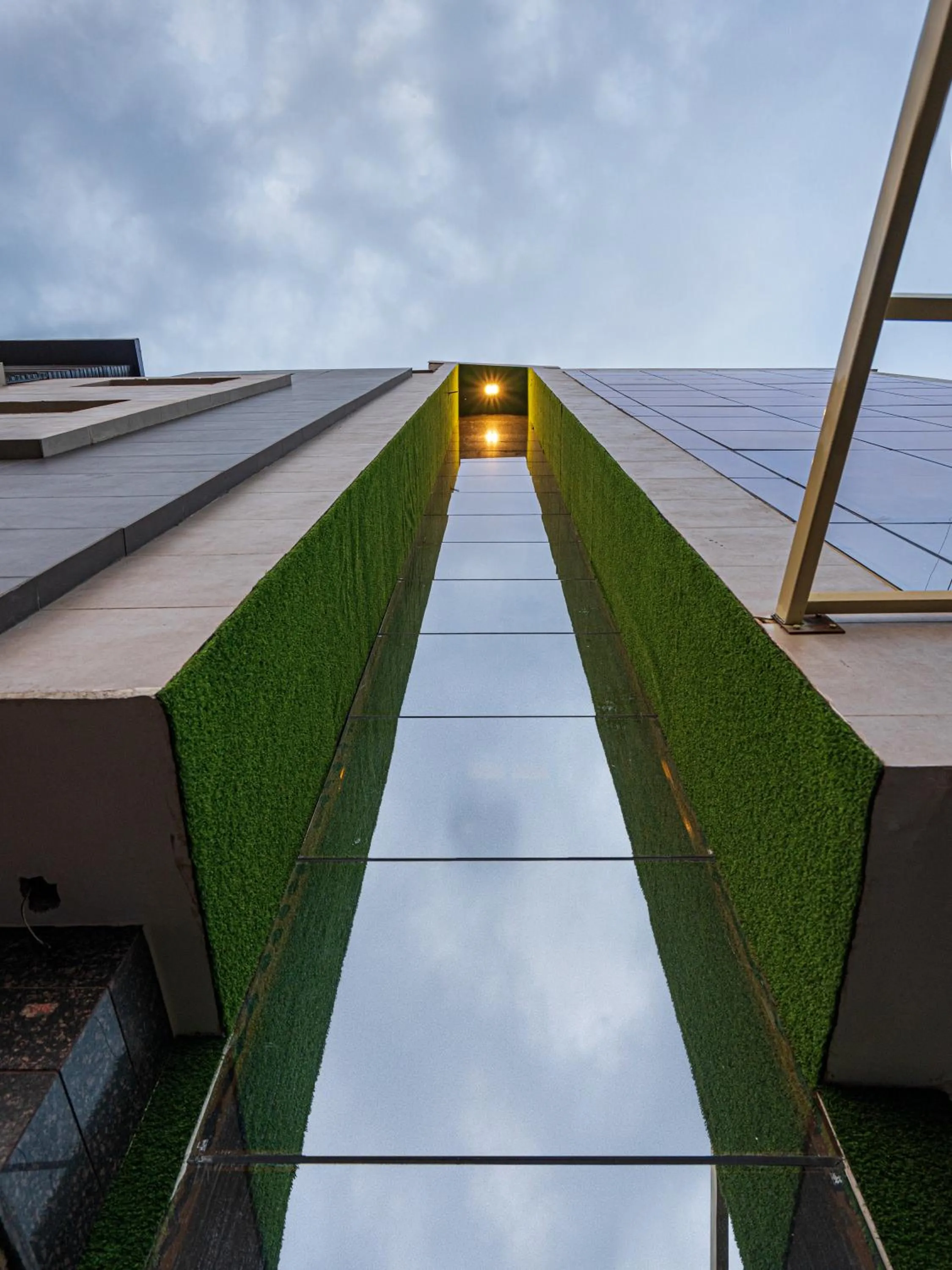 Property building in Hotel Gems Inn