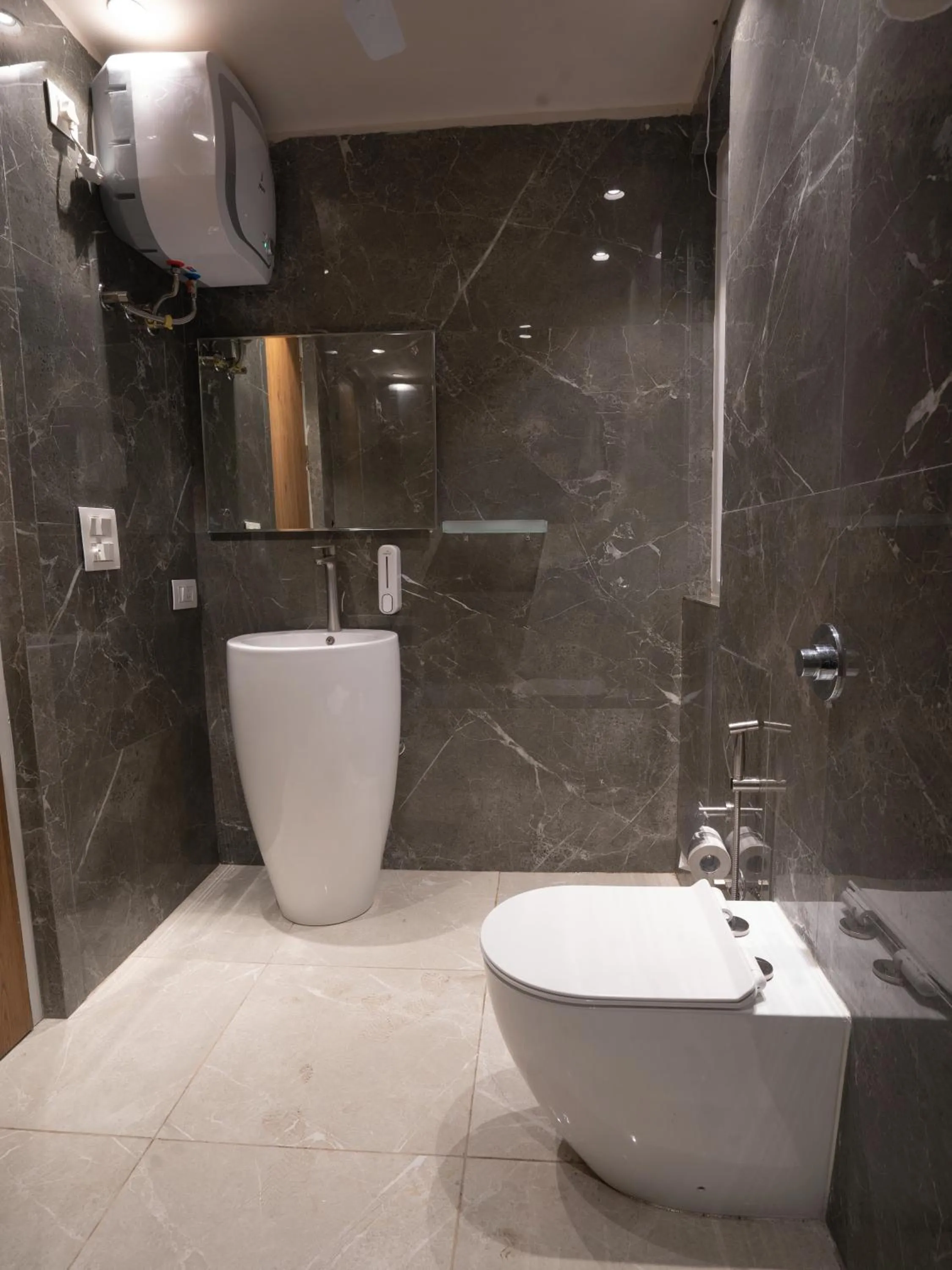 Bathroom in Hotel Gems Inn