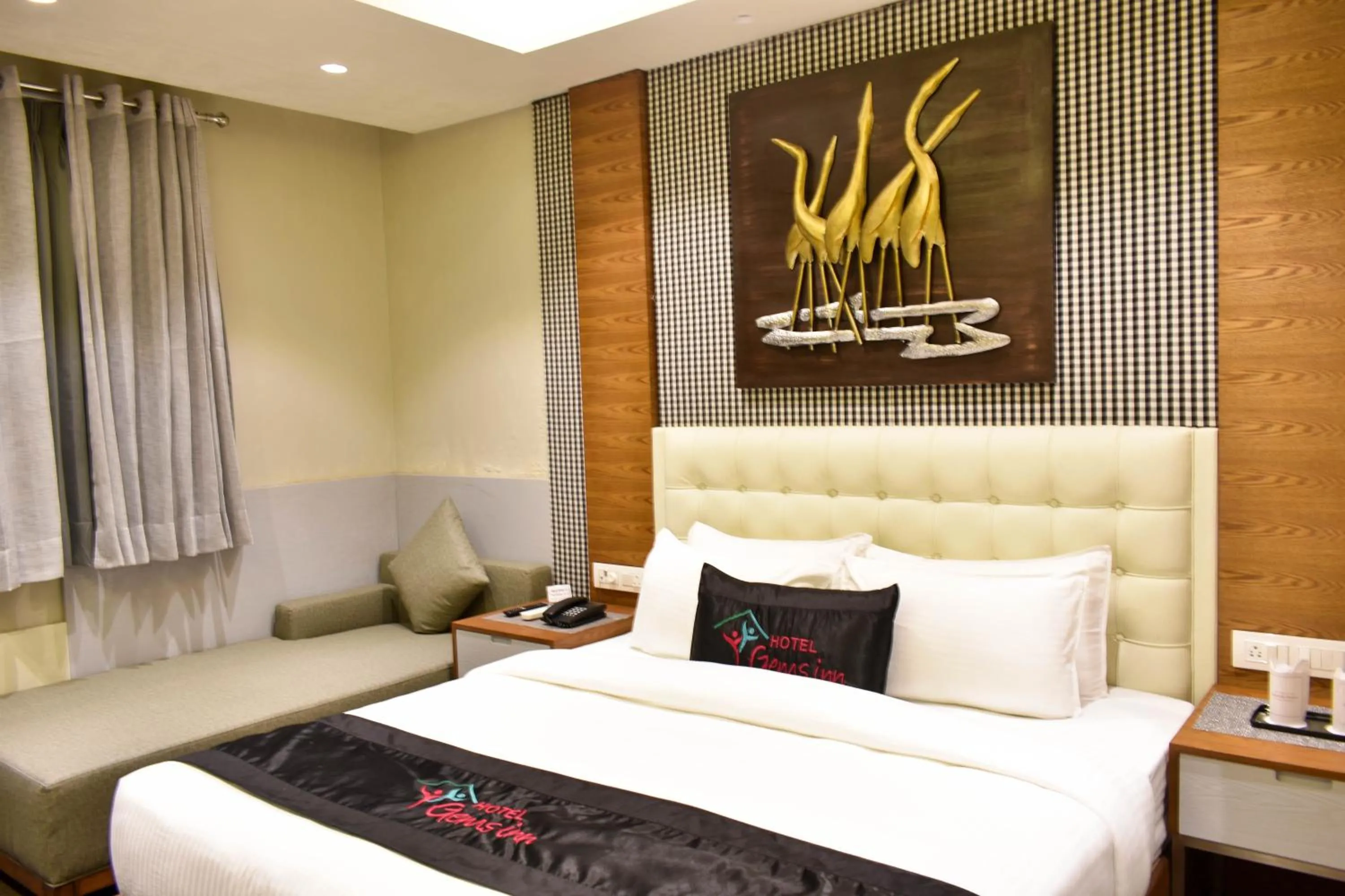 Photo of the whole room, Bed in Hotel Gems Inn