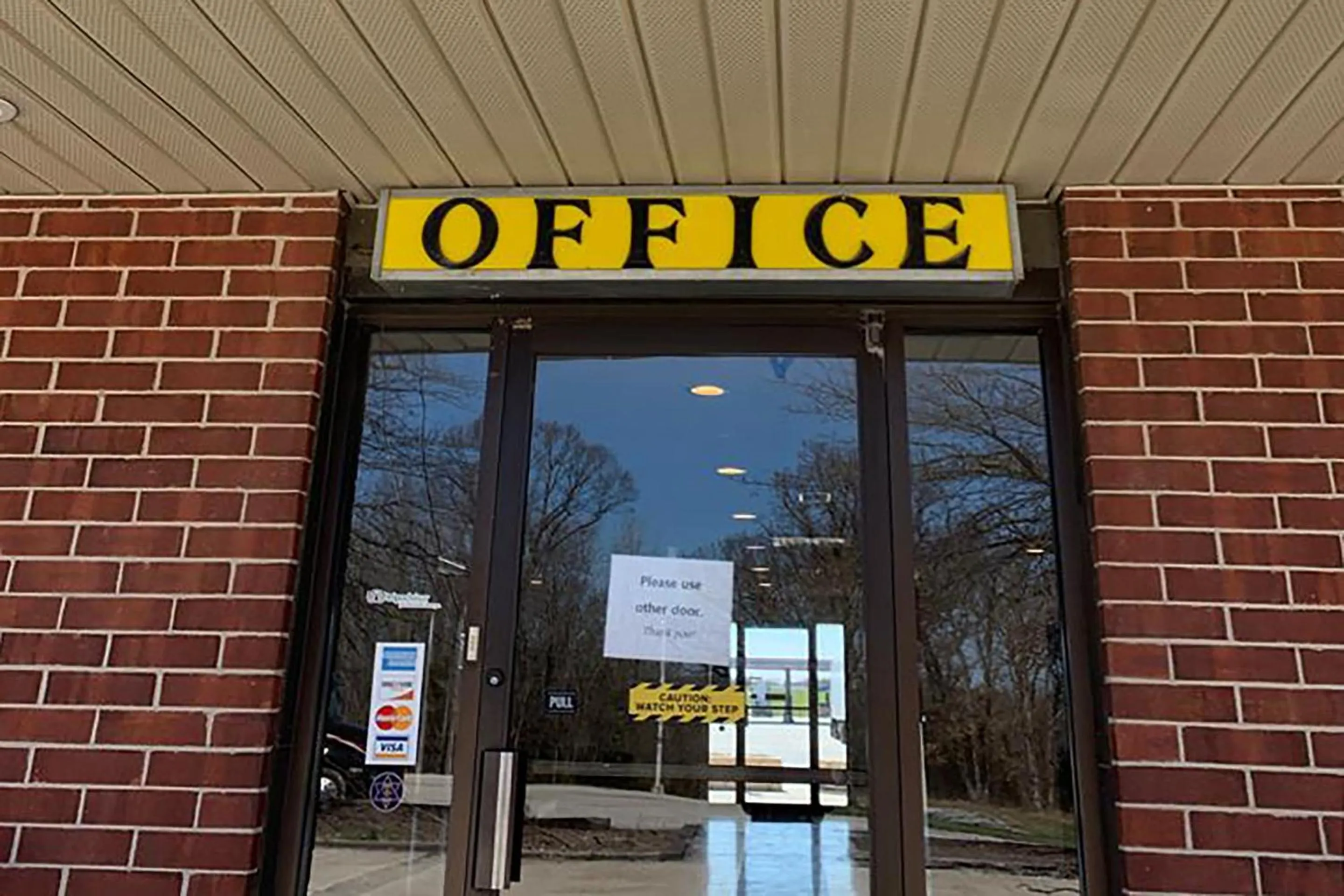 Facade/entrance in Motel 6 Cameron MO