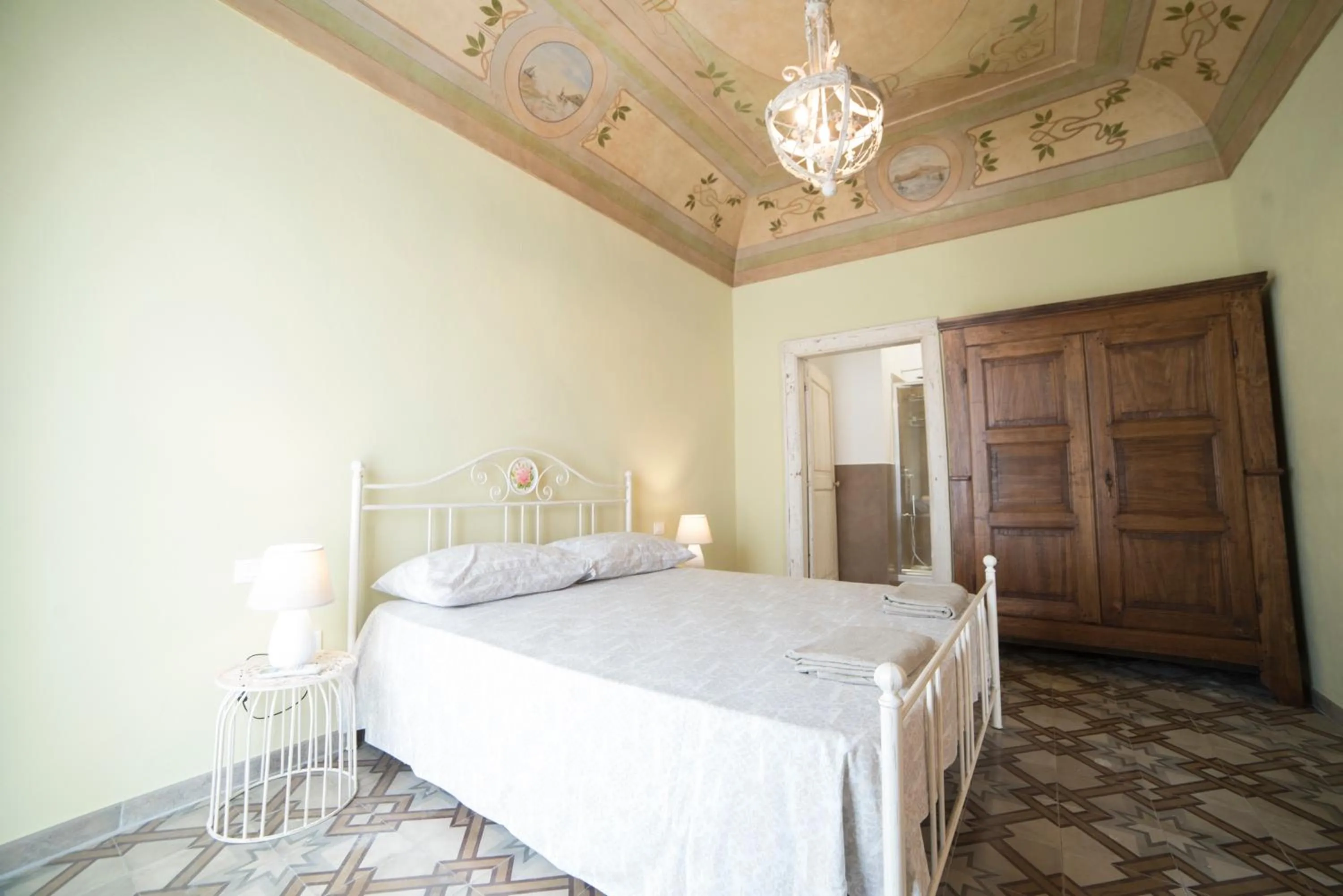 Bed in Aria di Vico Aparthotel