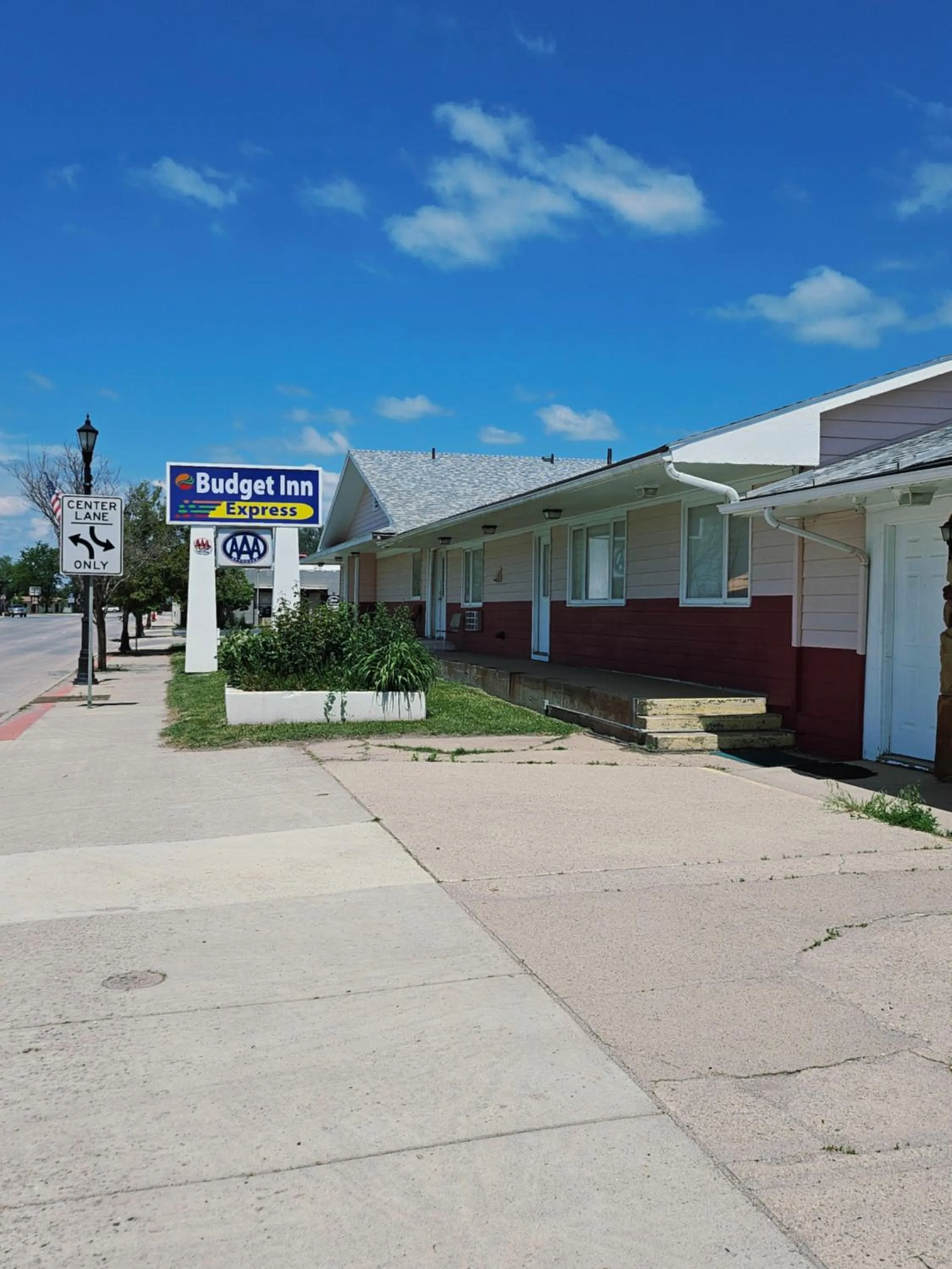 Property building in The Budget Inn Express