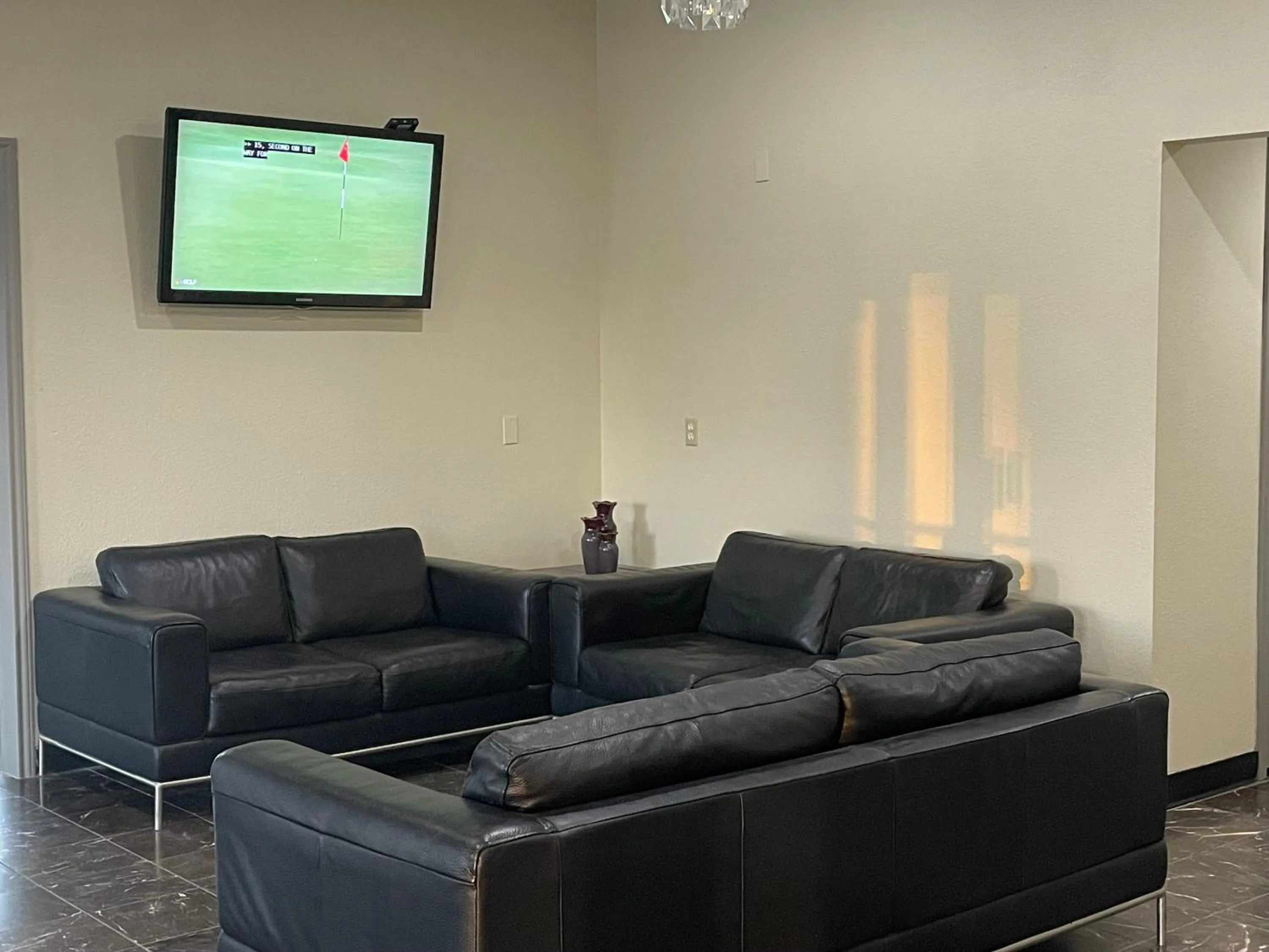 Property building in Econo Lodge Inn & Suites Sweetwater I-20