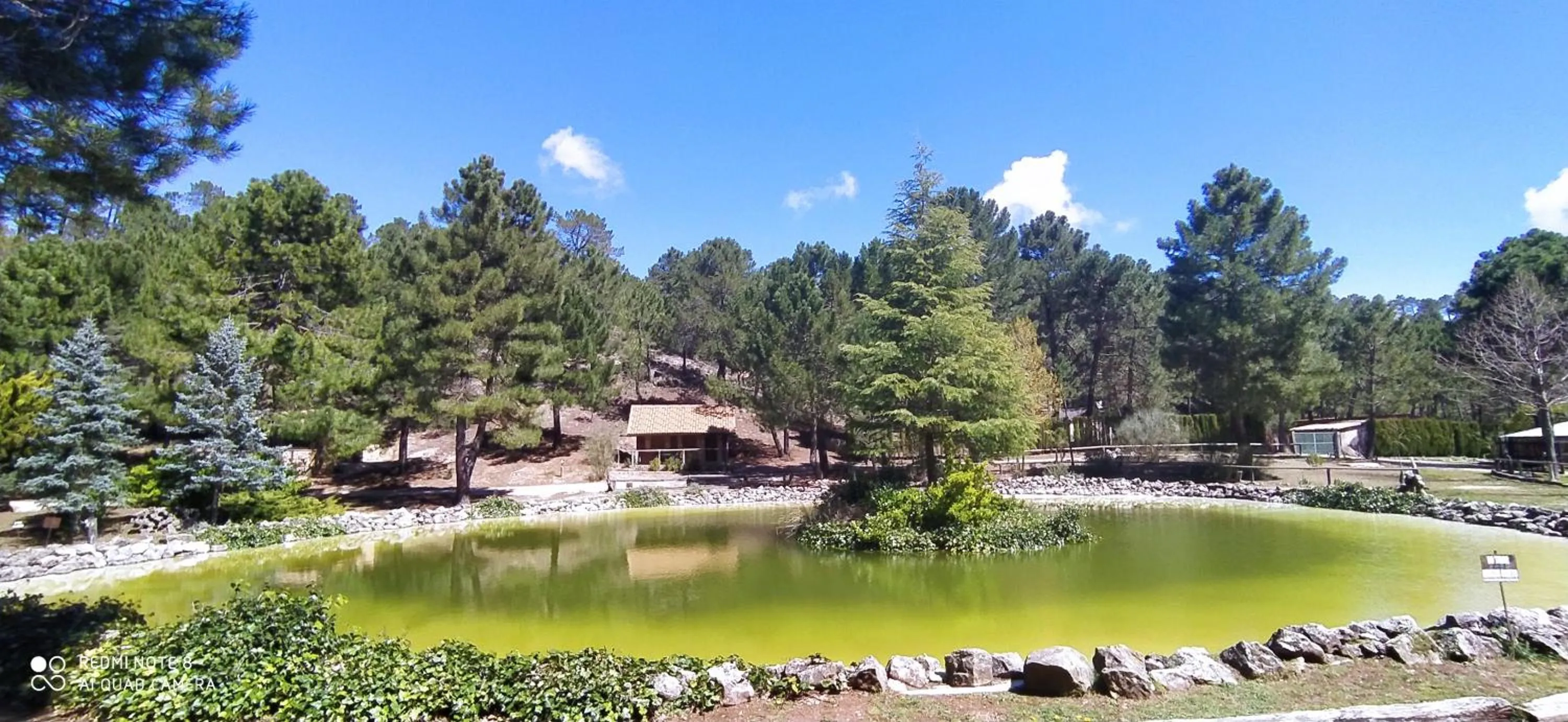 Natural landscape in La cabaña del lago en ZAFIRO LAGUNAZO Parque Natural del Río Mundo