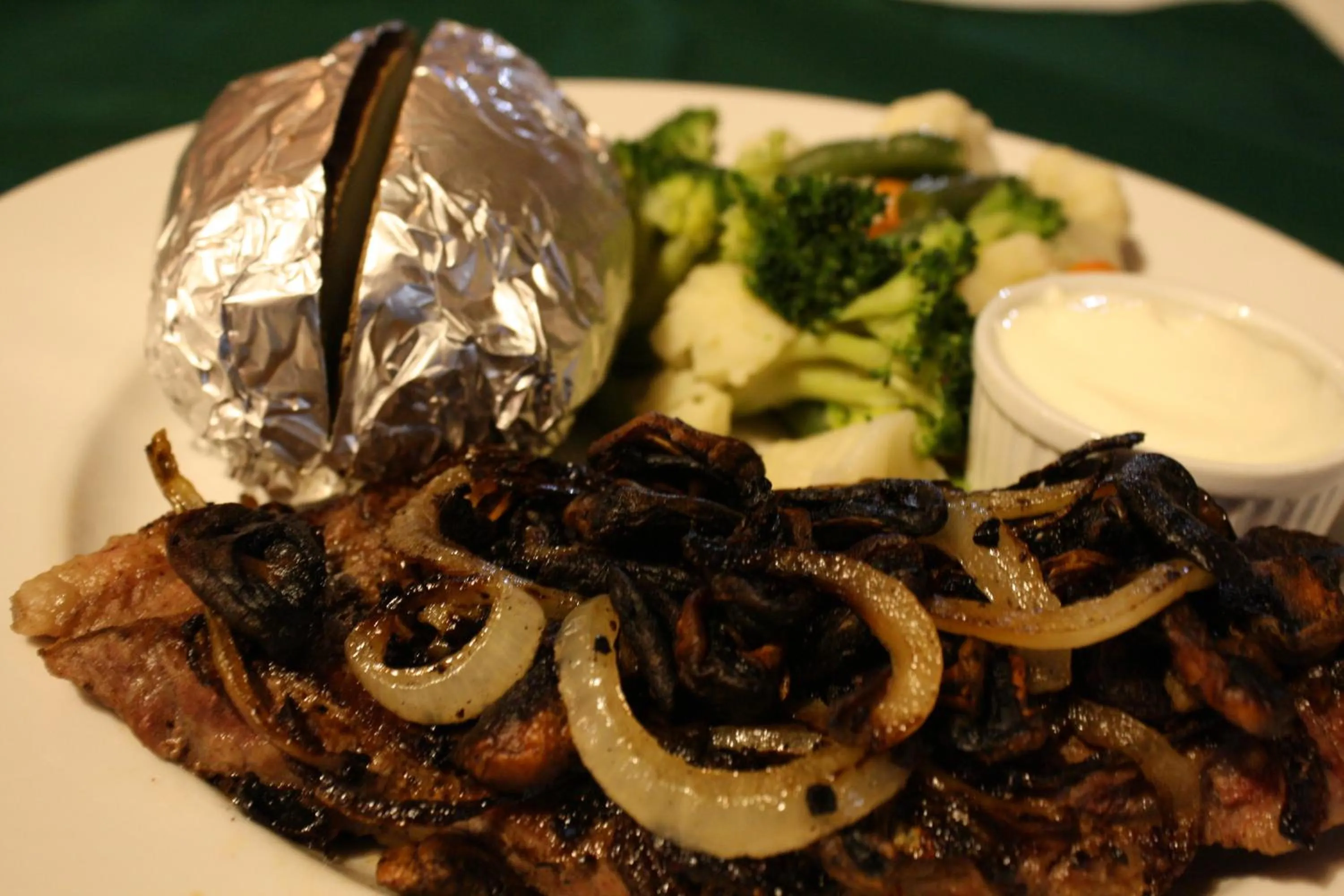 Food and drinks in Carolyn Beach Inn