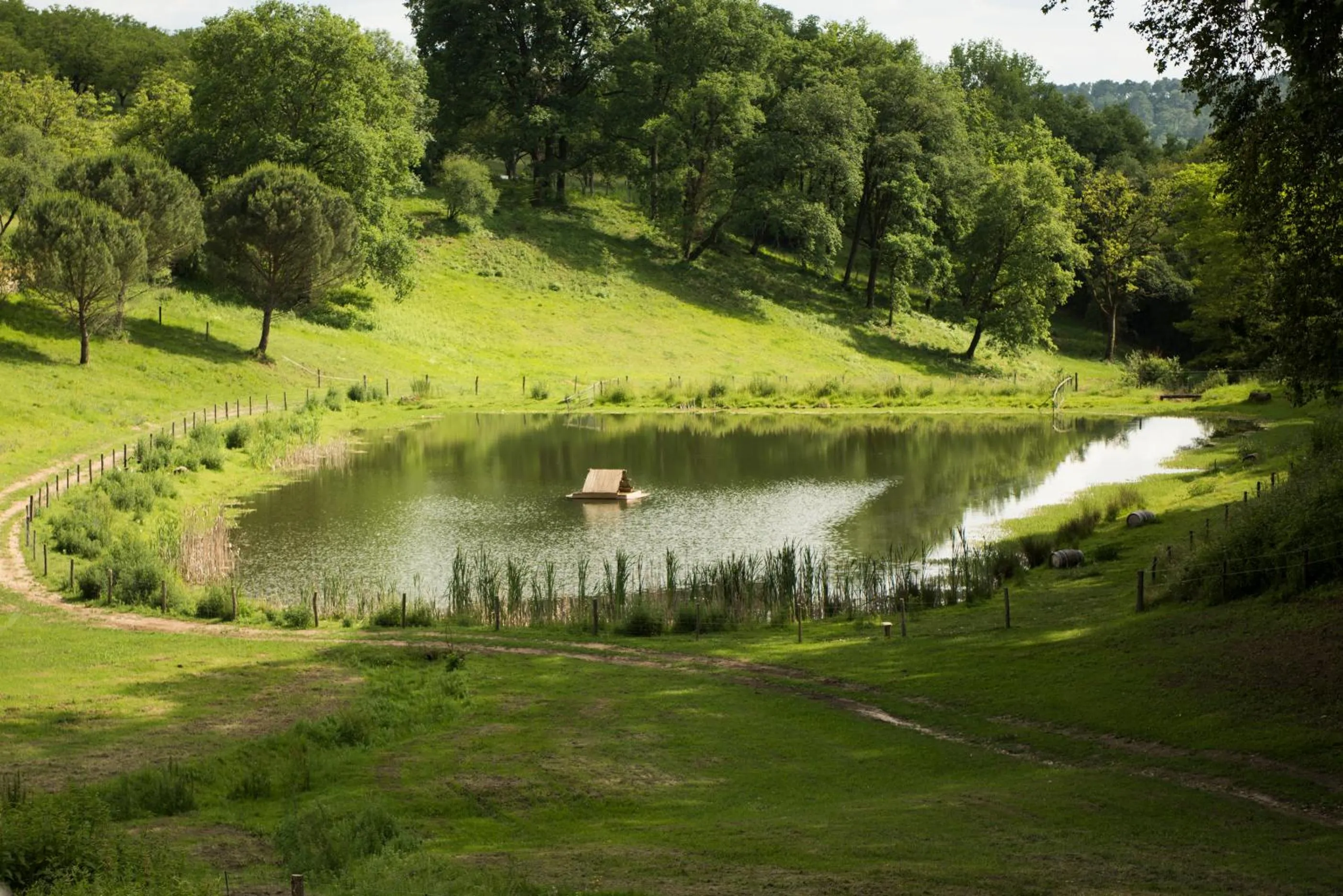 Lake view in Château de Valette