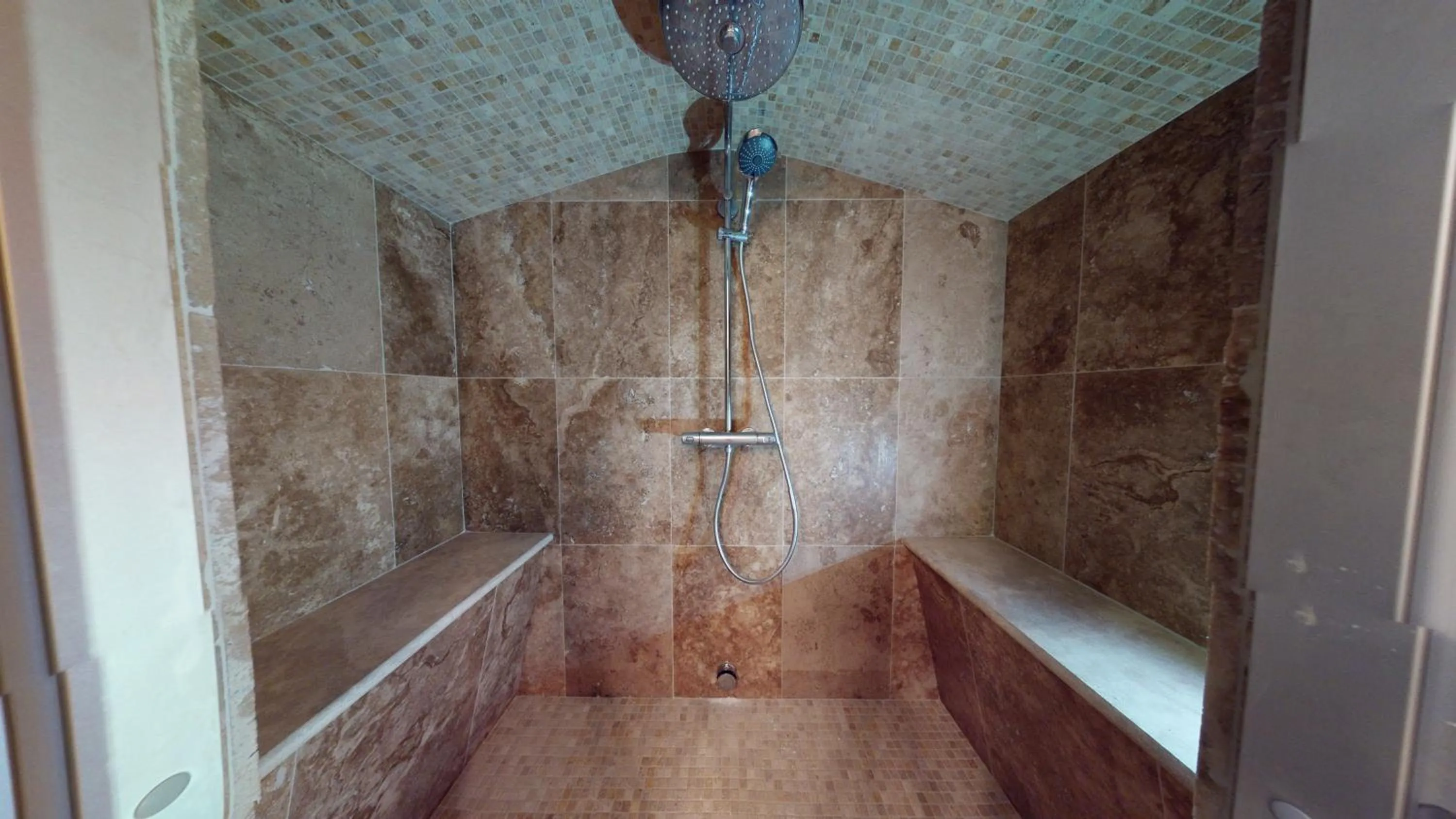 Steam room in Château de Valette