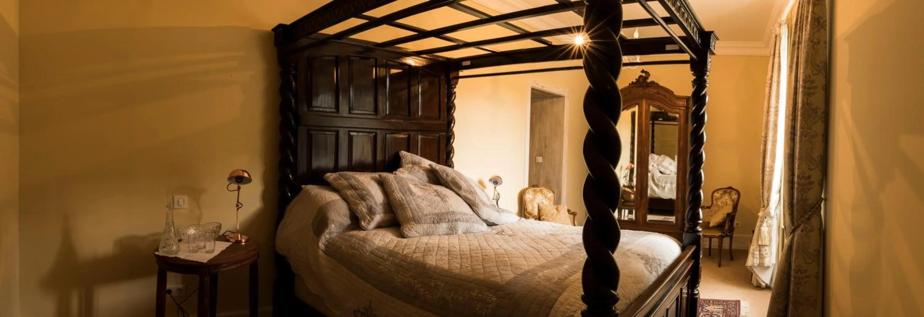 Bed in Château de Valette