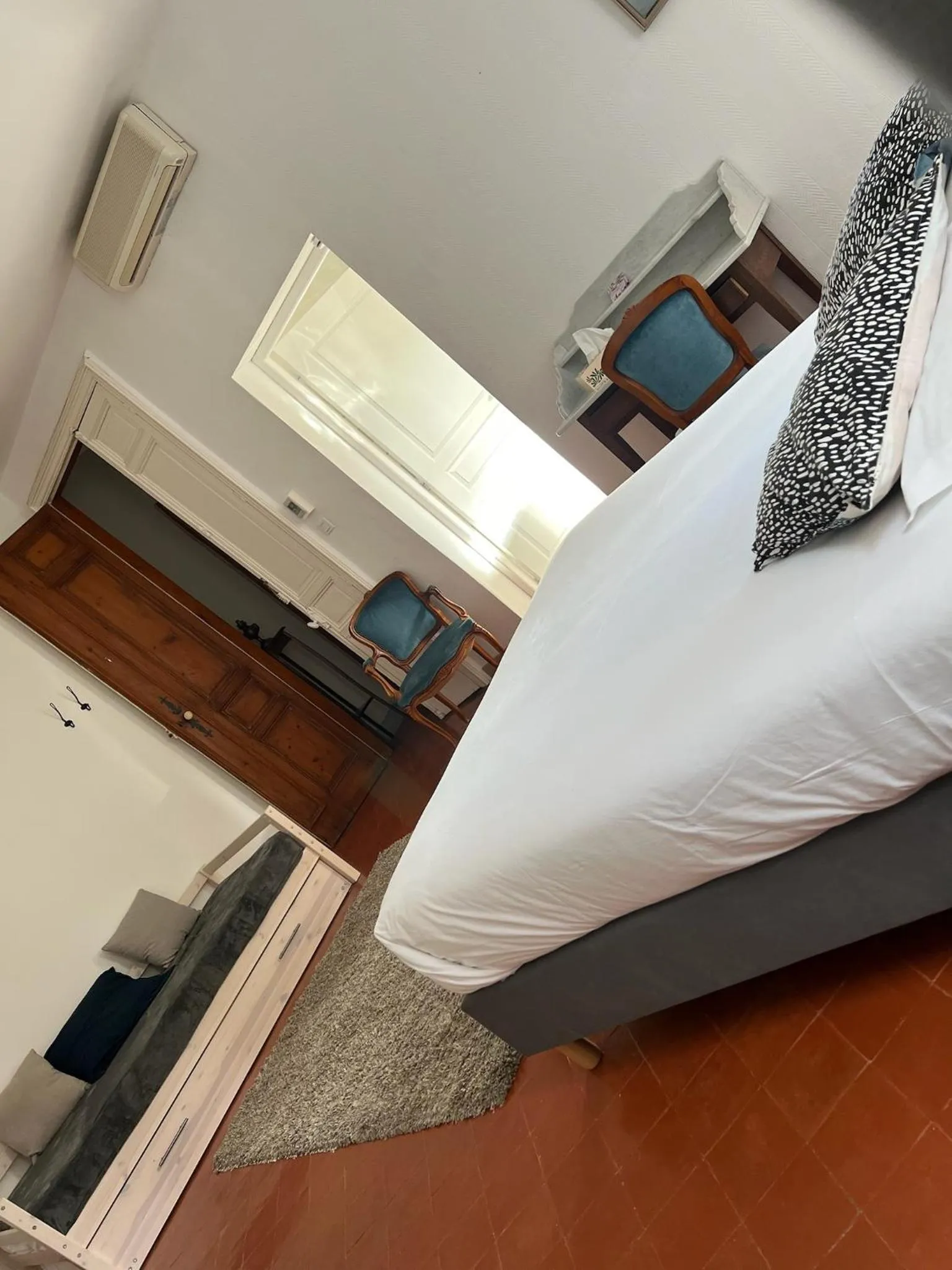 Bed in Entre Midi - Maison d'Hôtes - B&B