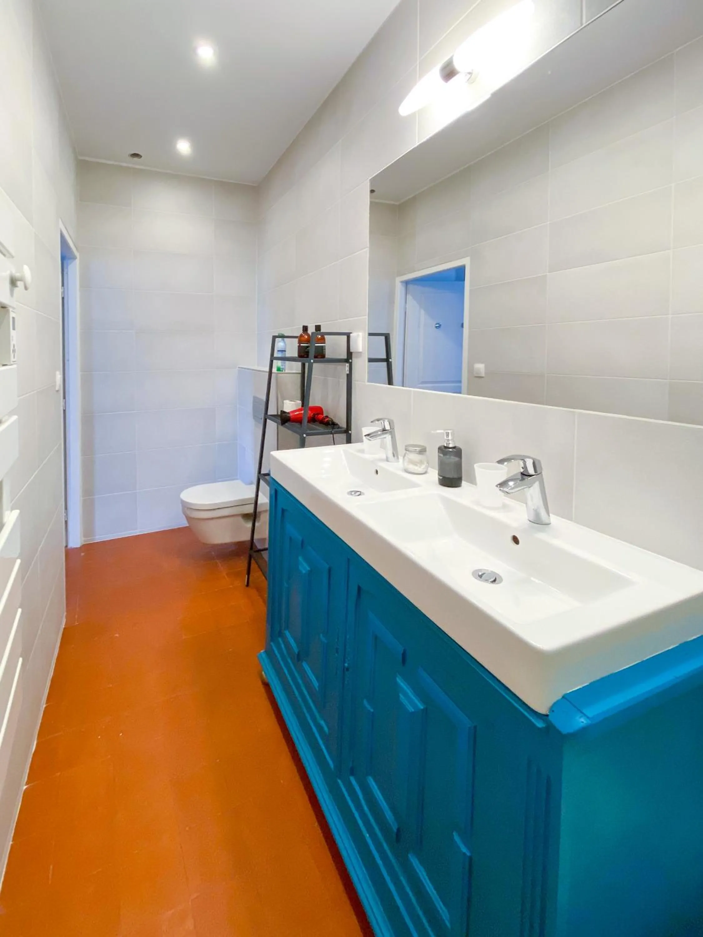 Bathroom in Entre Midi - Maison d'Hôtes - B&B