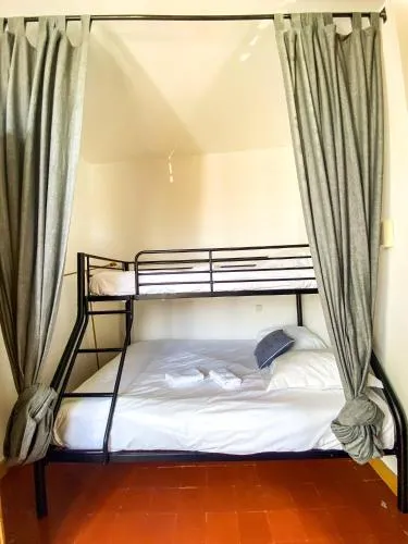 Entre Midi - Maison d'Hôtes - B&B