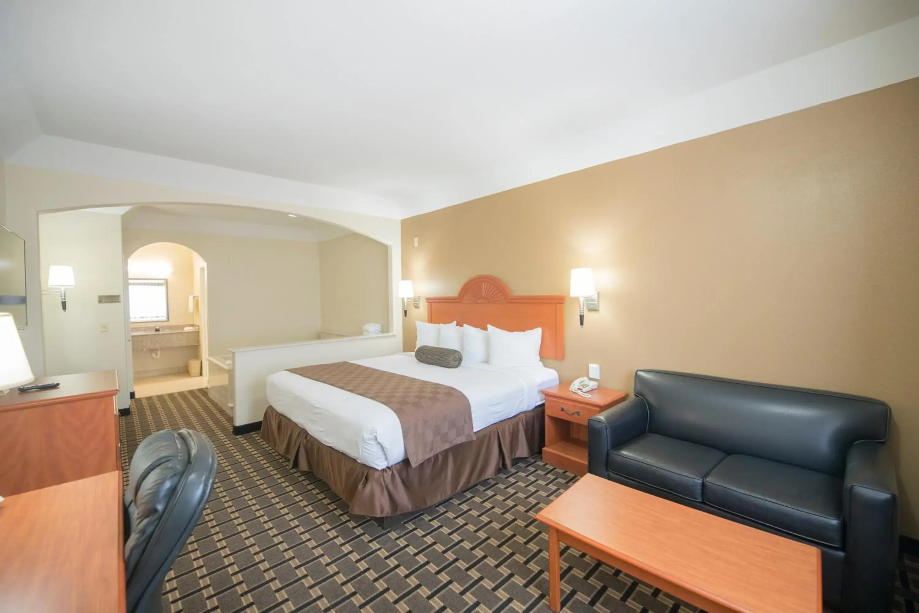 King Room in Motel 6-Tyler, TX King Room in Motel 6-Tyler, TX