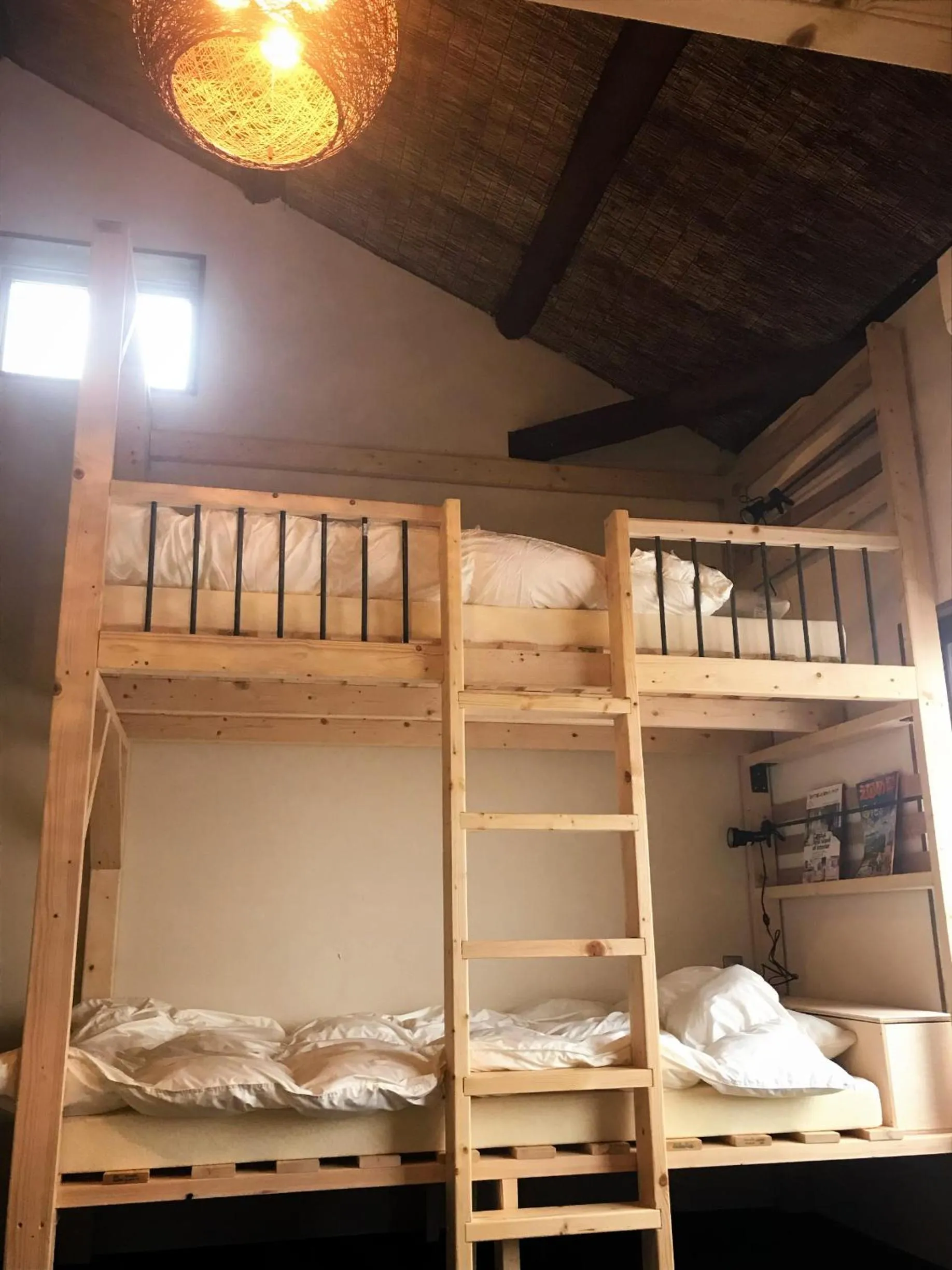 Bed in Mad Cat Hostel Osaka & Bar