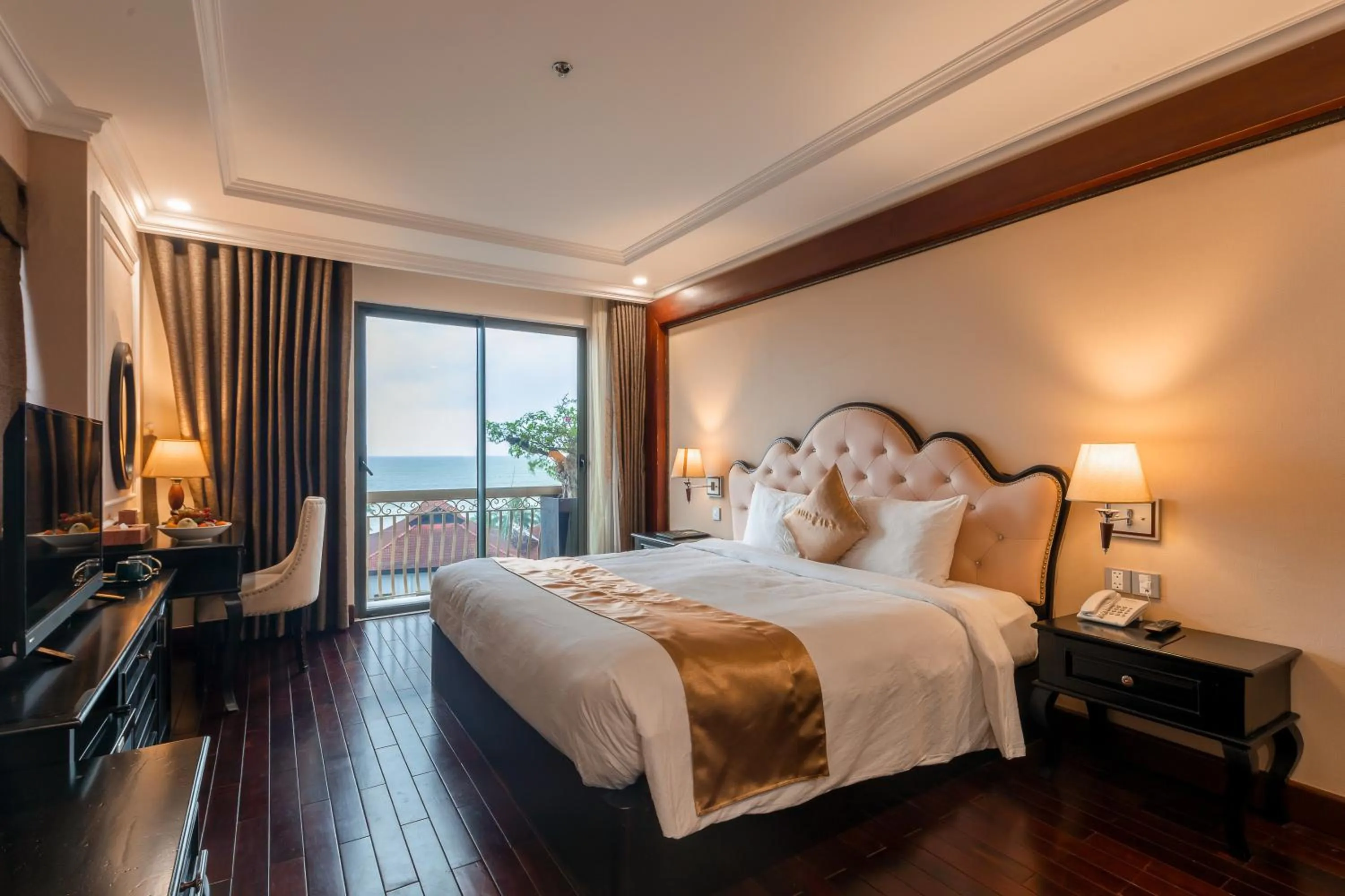 Photo of the whole room, Bed in Mira Boutique Hotel Quy Nhon