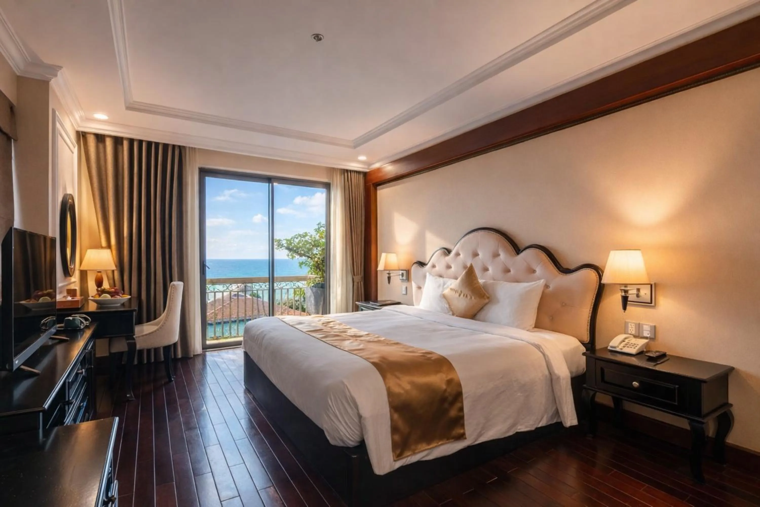 Bed in Mira Boutique Hotel Quy Nhon