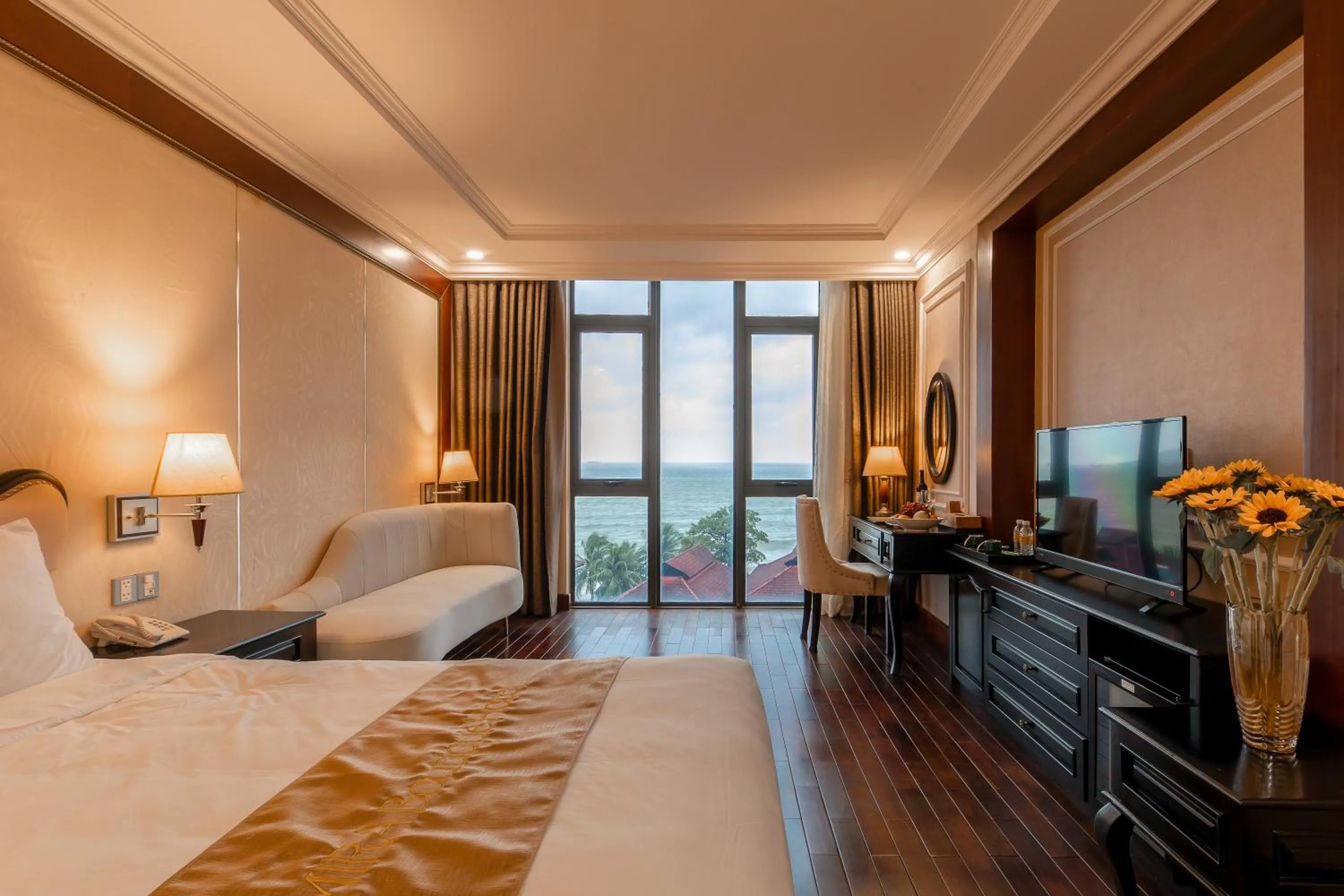 Photo of the whole room, Bed in Mira Boutique Hotel Quy Nhon