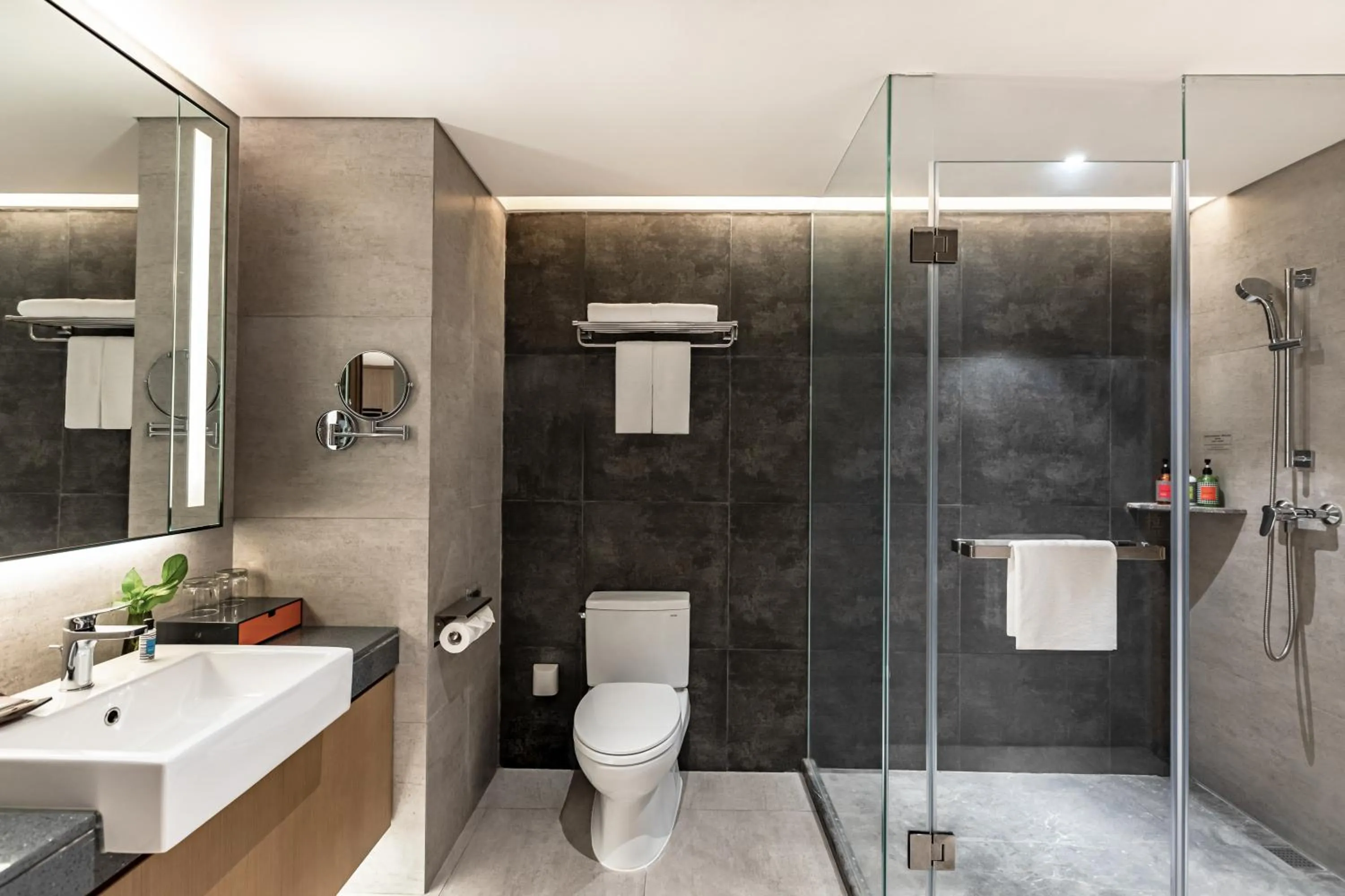 Shower in Citadines Songshan Lake Dongguan