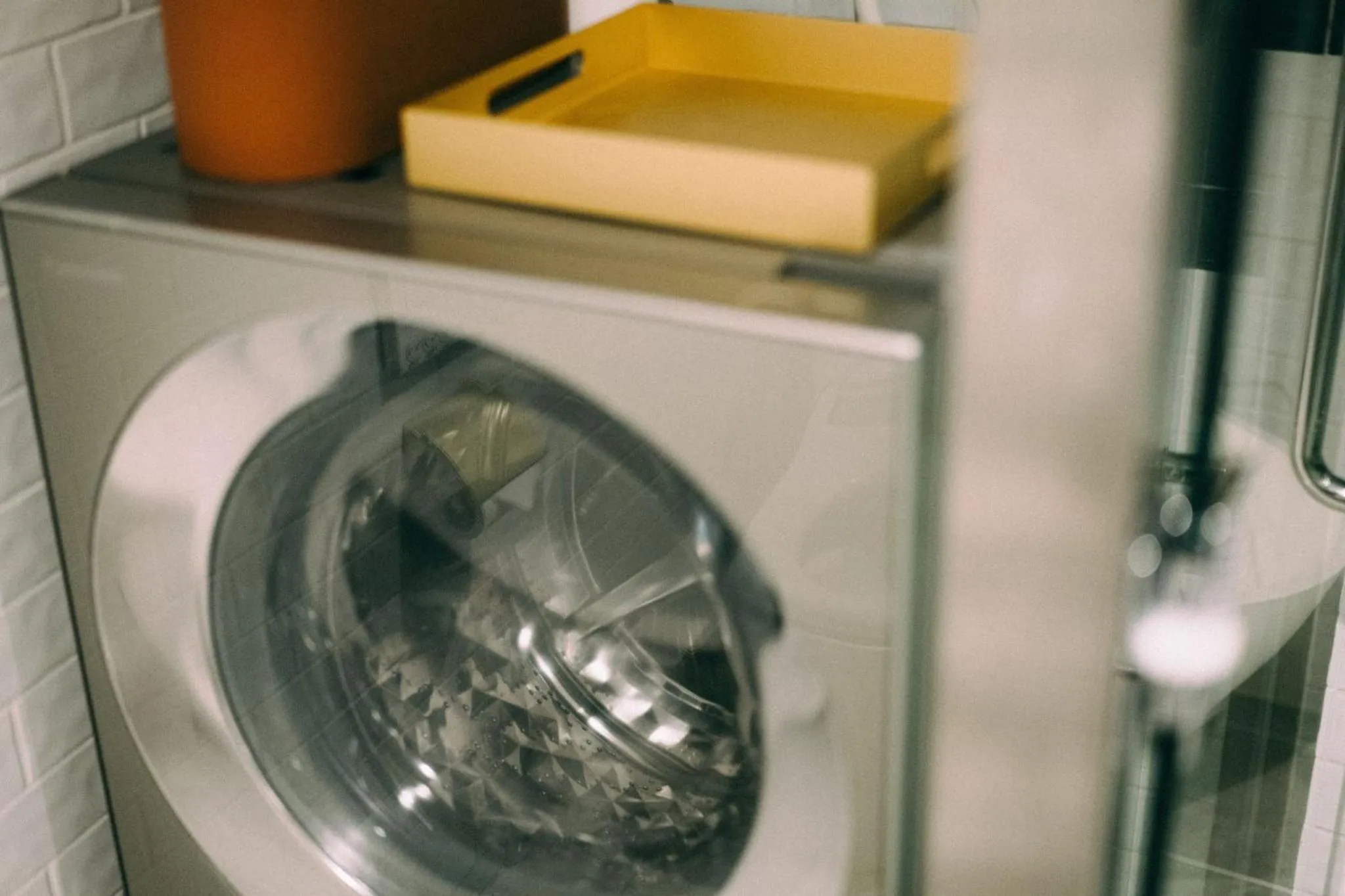 washing machine in THE ROOT2 HOTEL