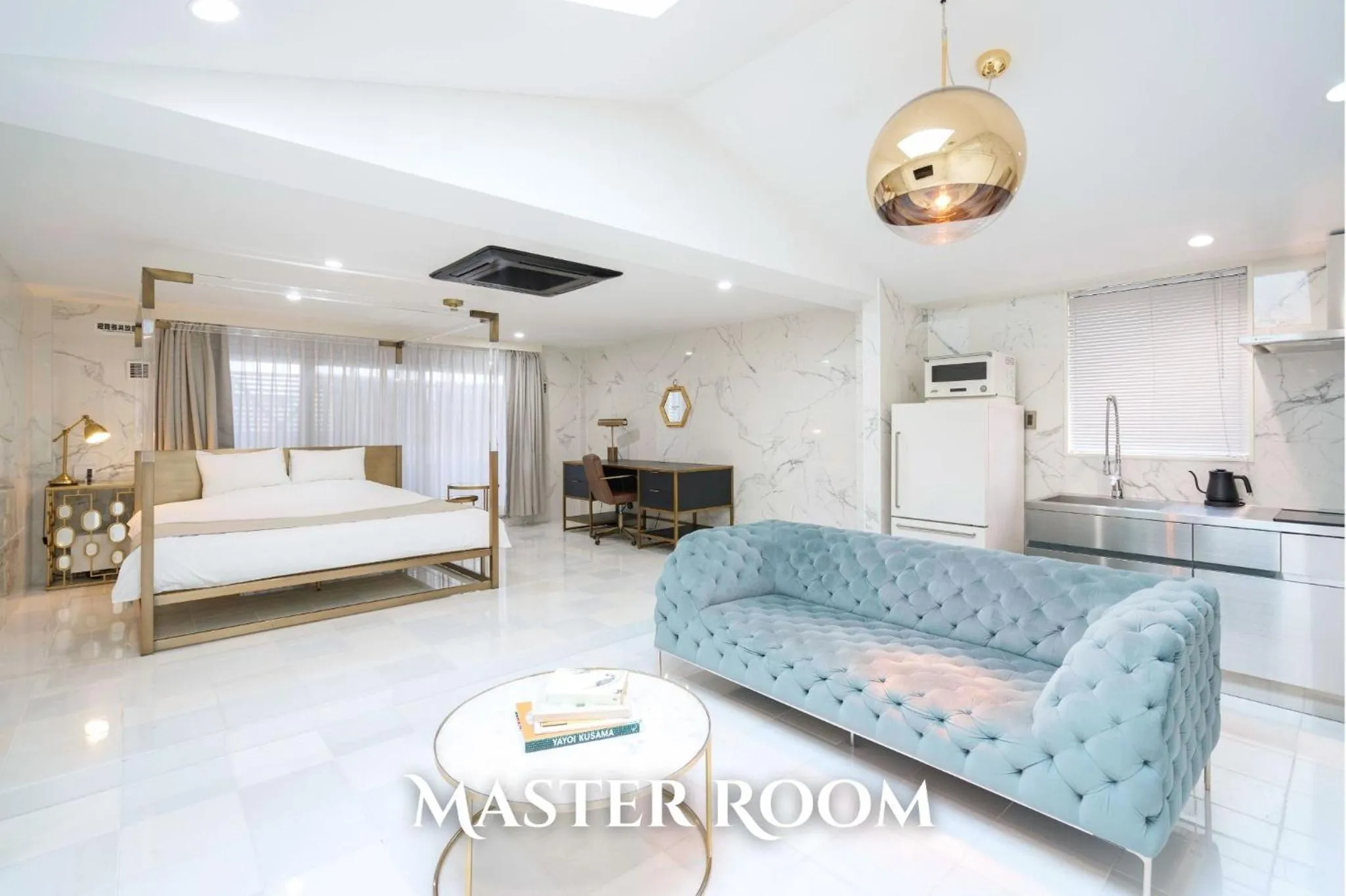 Bed in THE ROOT2 HOTEL