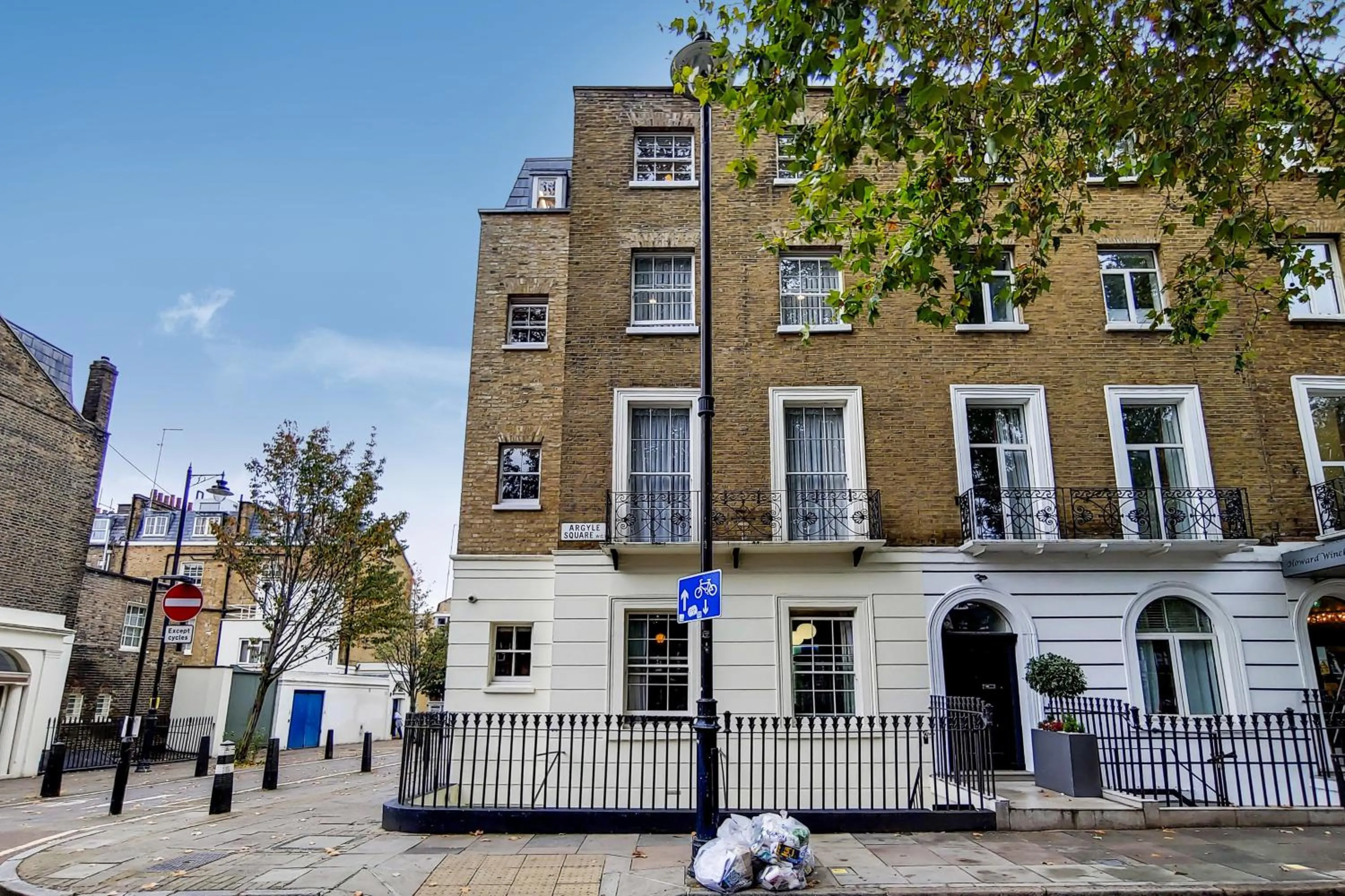 Property building in Residences at The Gyle - London