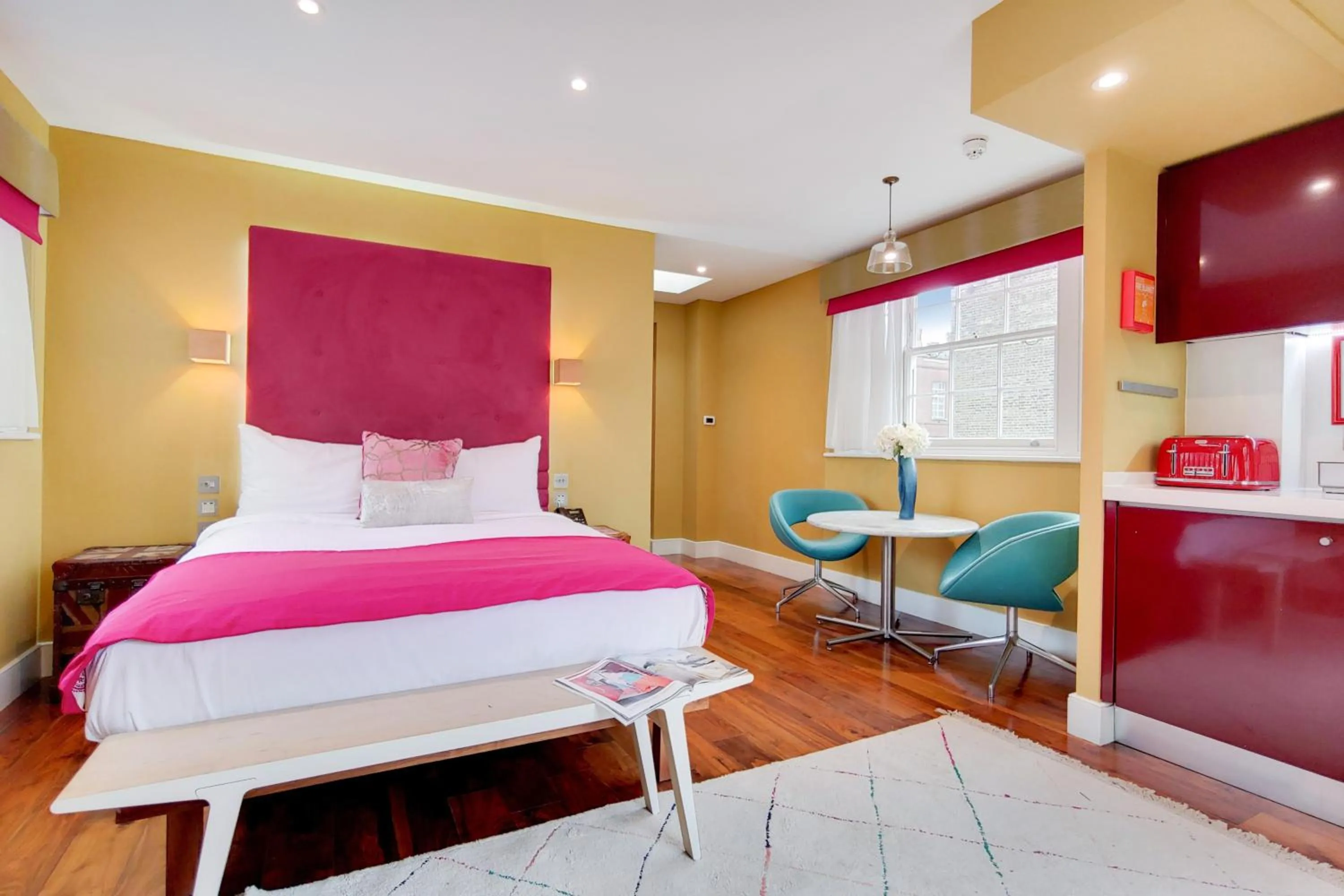 Bedroom, Bed in Residences at The Gyle - London