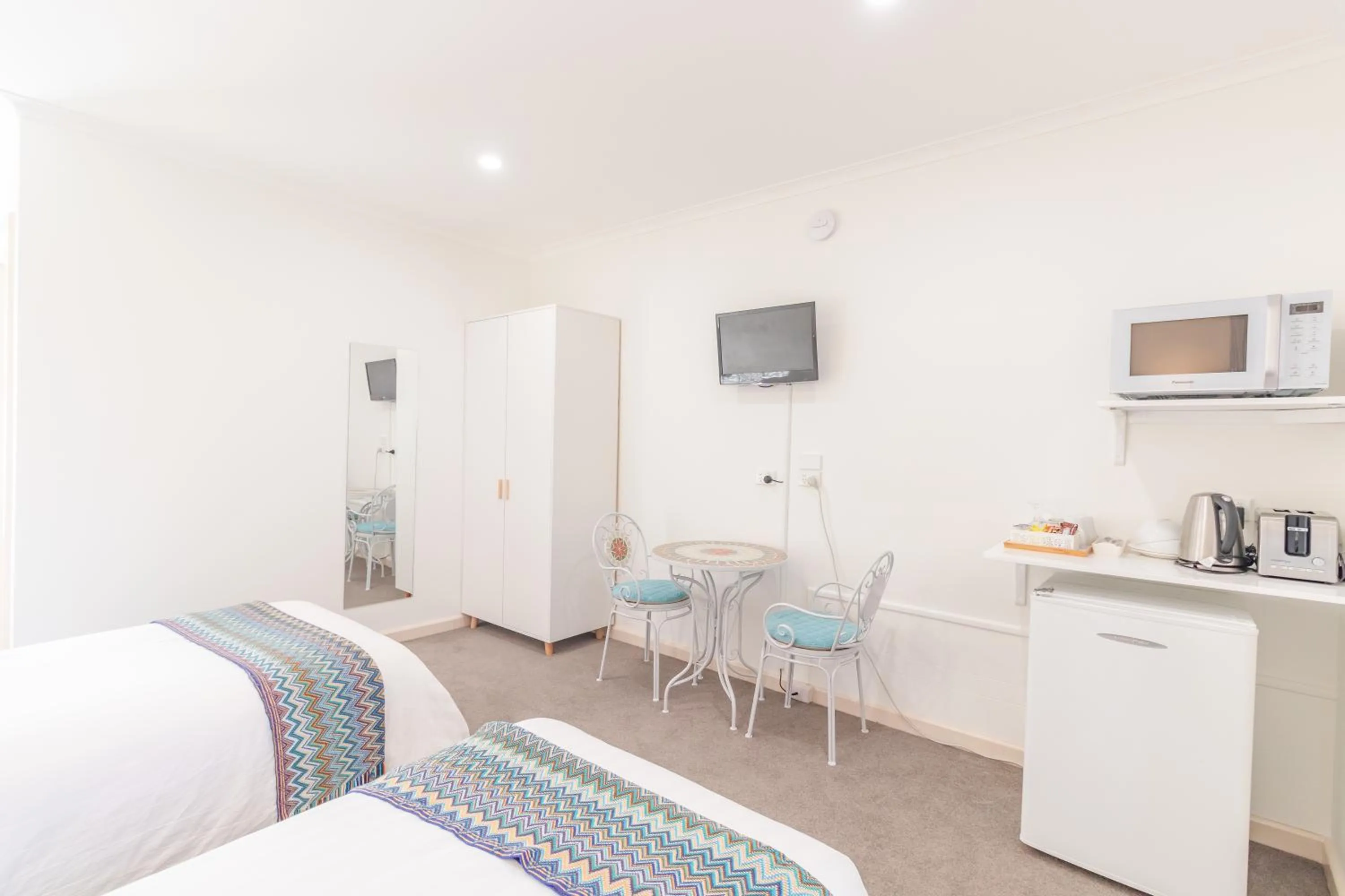 Bed in Warburton Lodge