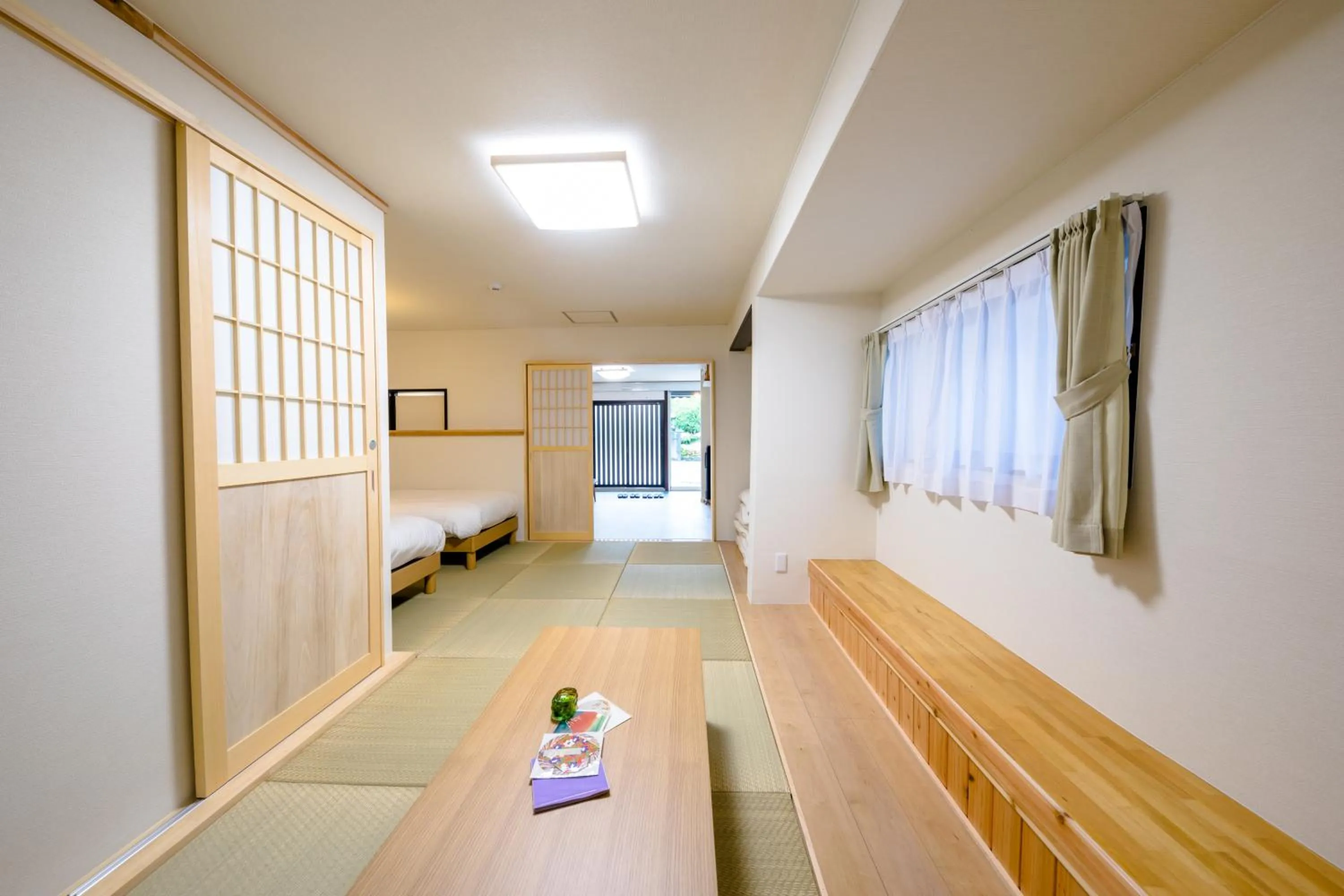 Bedroom, Bed in The road to Mt.Fuji