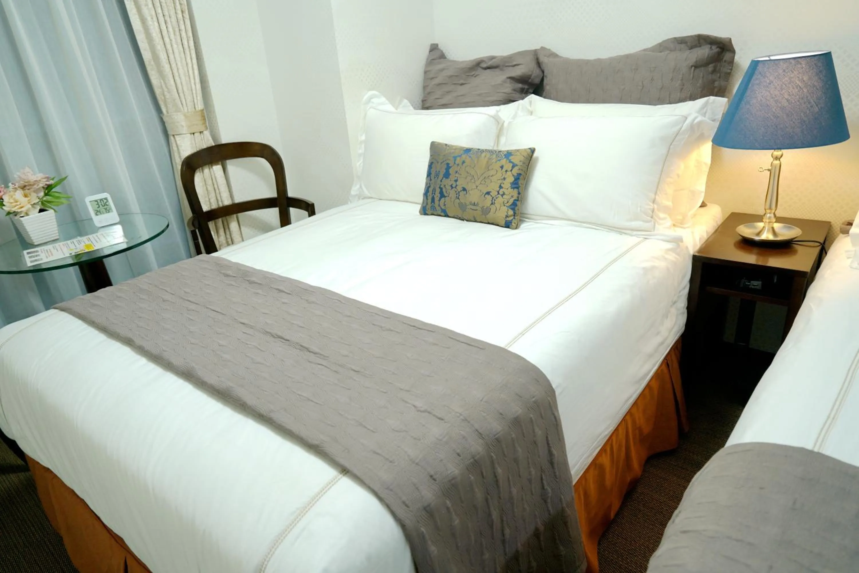 Photo of the whole room, Bed in Le Tour Hotel Akihabara Ekimae 楽途ホテル秋葉原駅前店