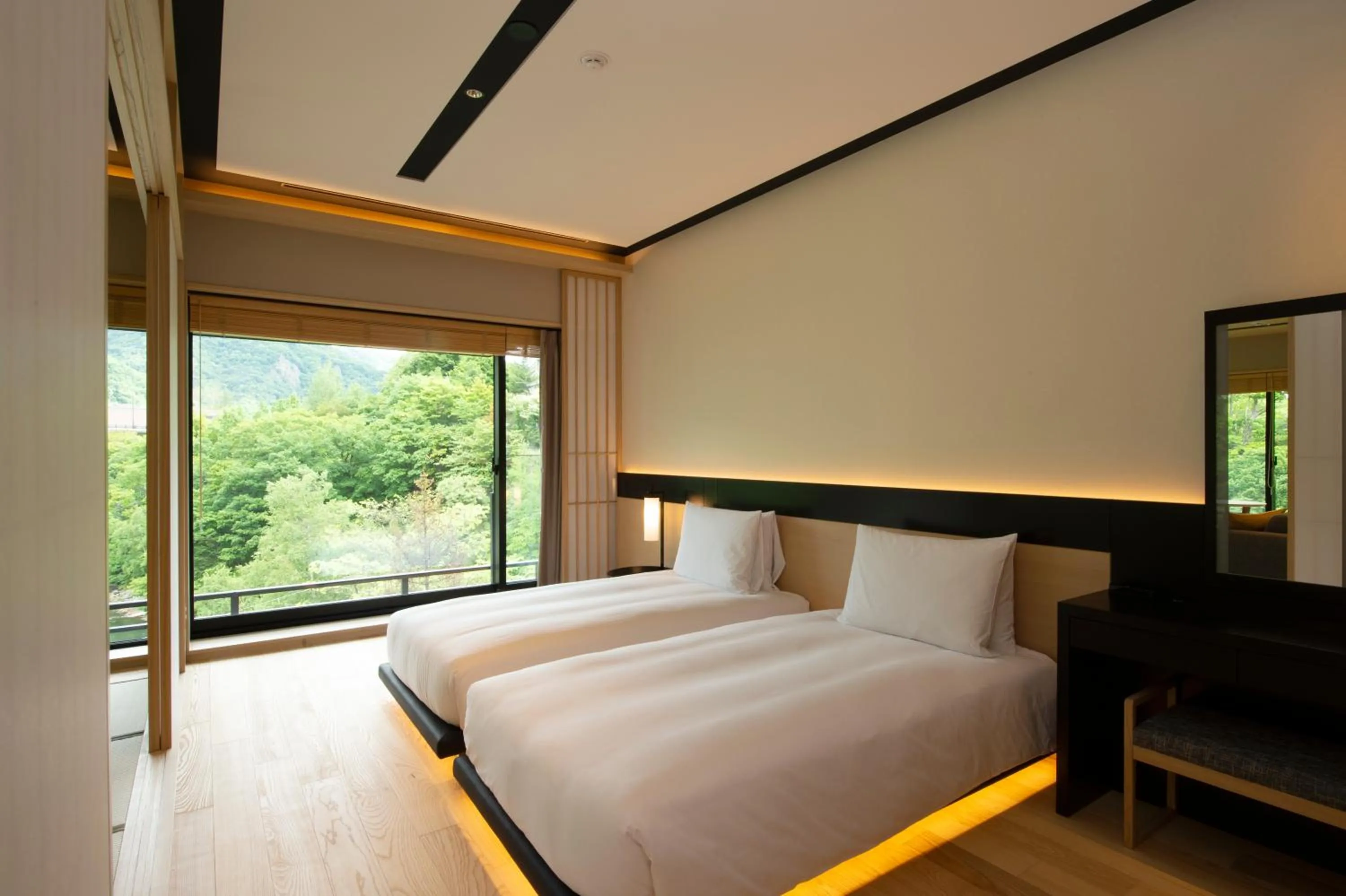 Photo of the whole room, Bed in Chalet Ivy Jozankei