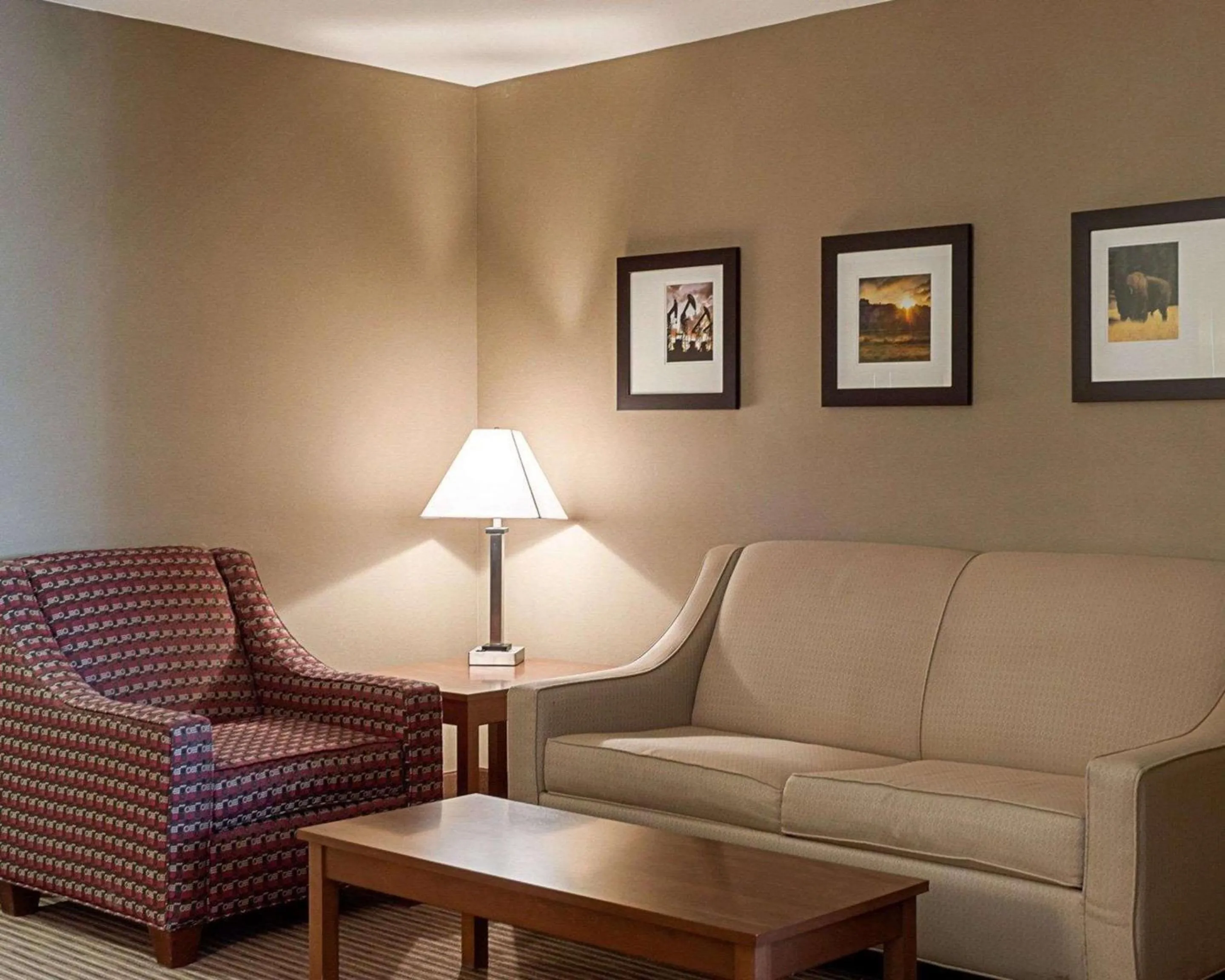 Bedroom in Comfort Inn & Suites Watford City