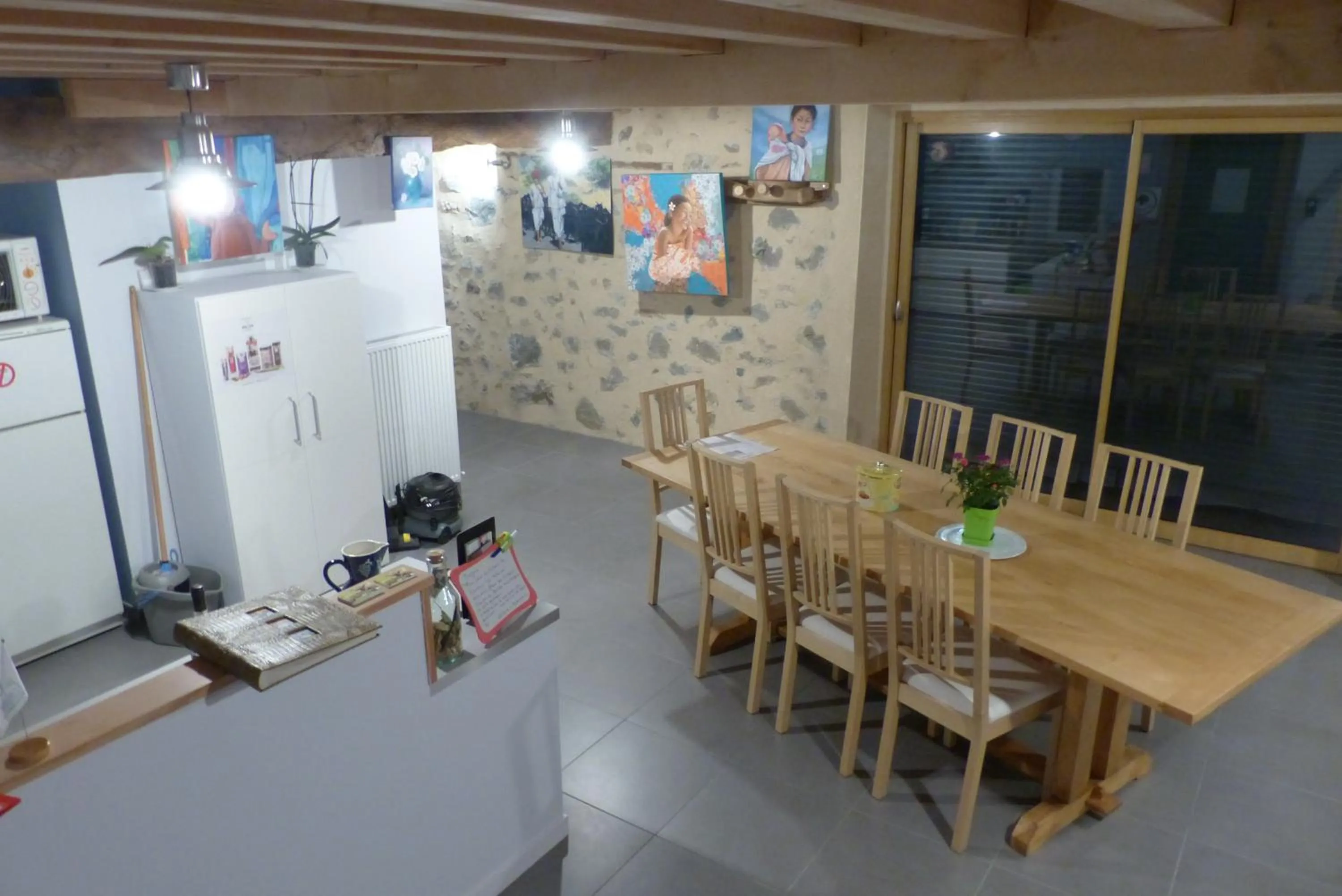 Dining area in LES GALAINES