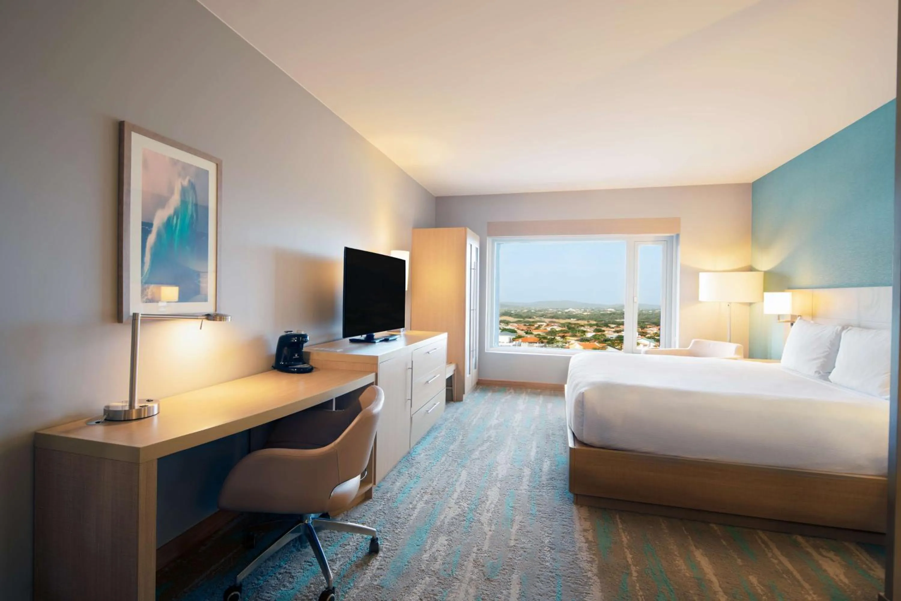 Photo of the whole room, Bed in Hyatt Place Aruba Airport