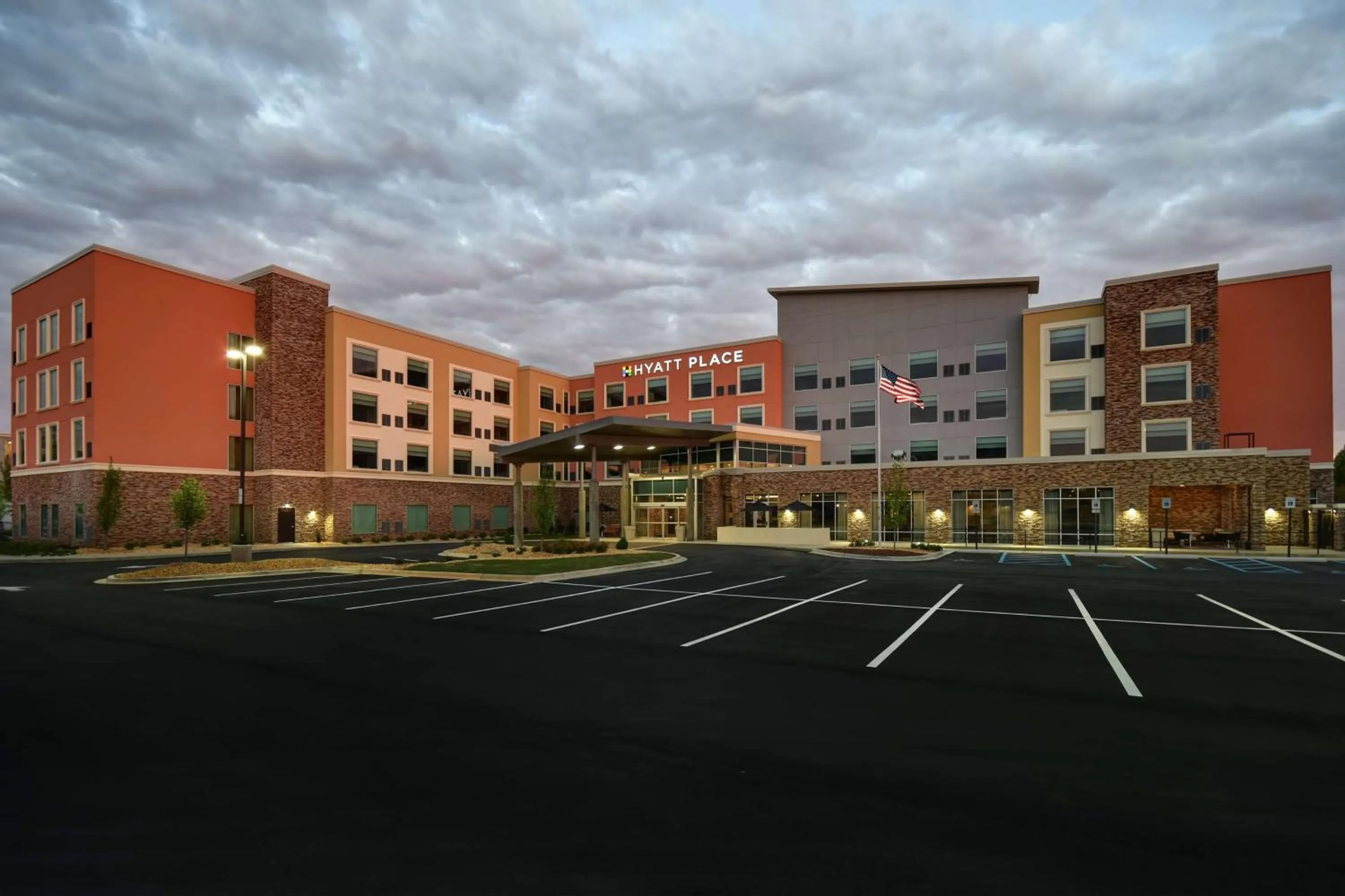 Property building in Hyatt Place Huntsville - Research Park - Redstone
