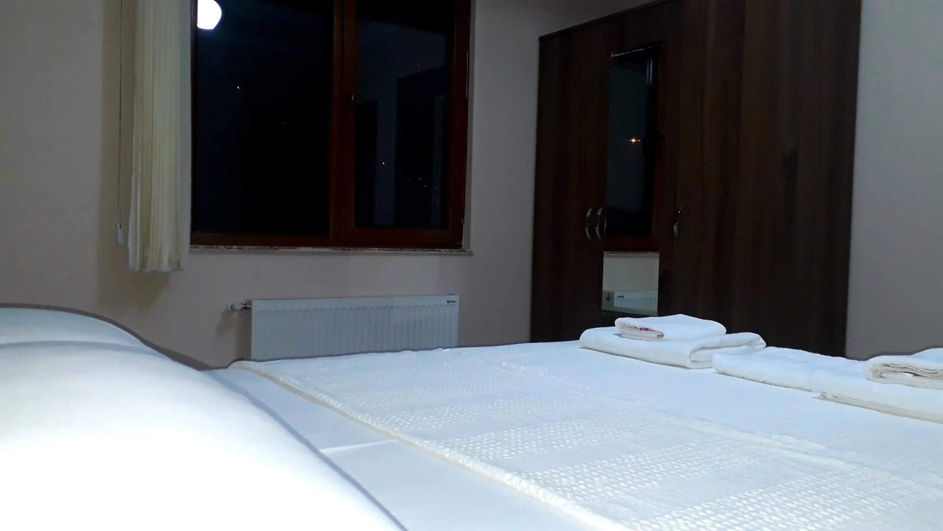 Bedroom in Erdem Apart Otel