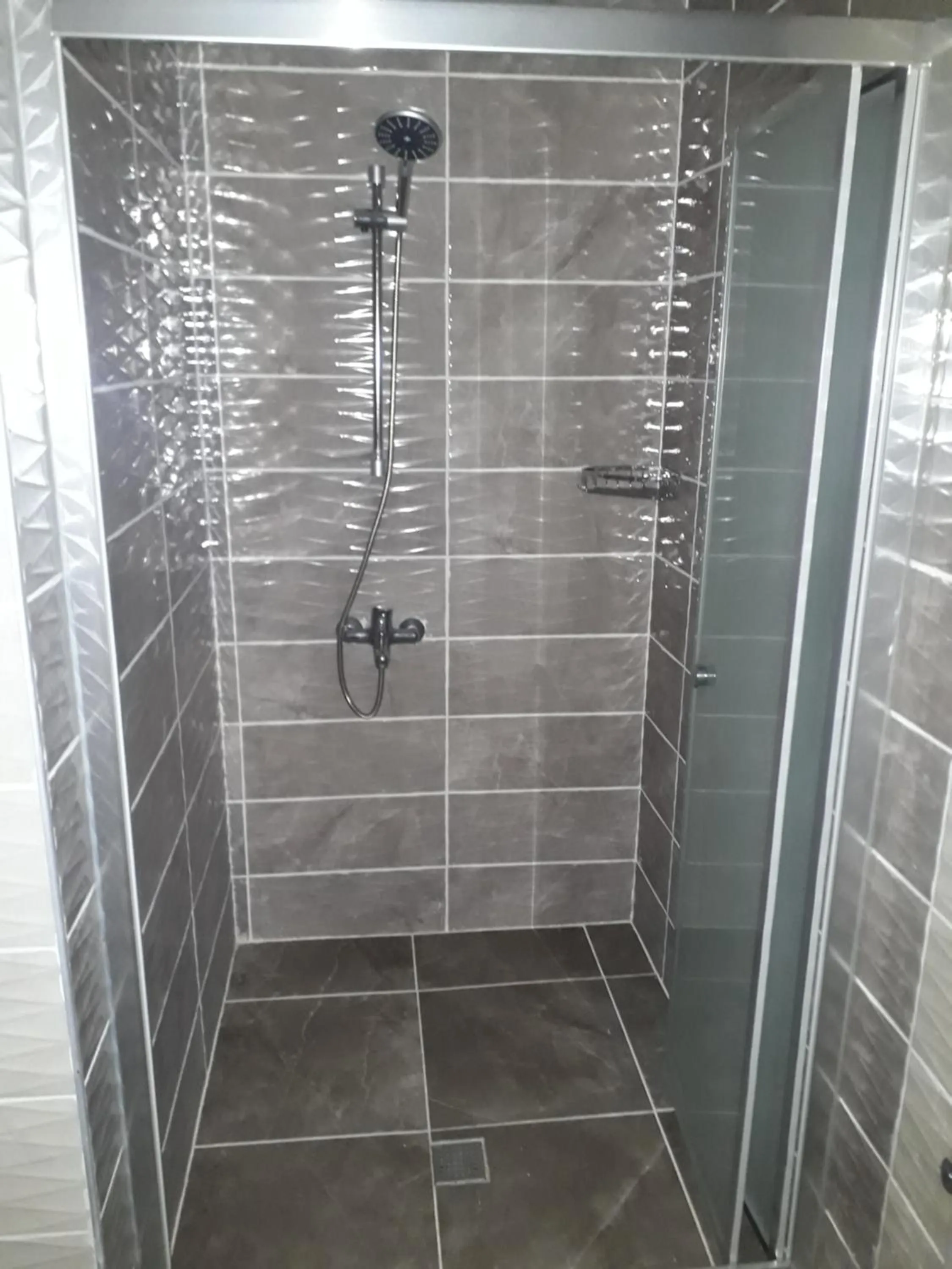 Shower in Erdem Apart Otel