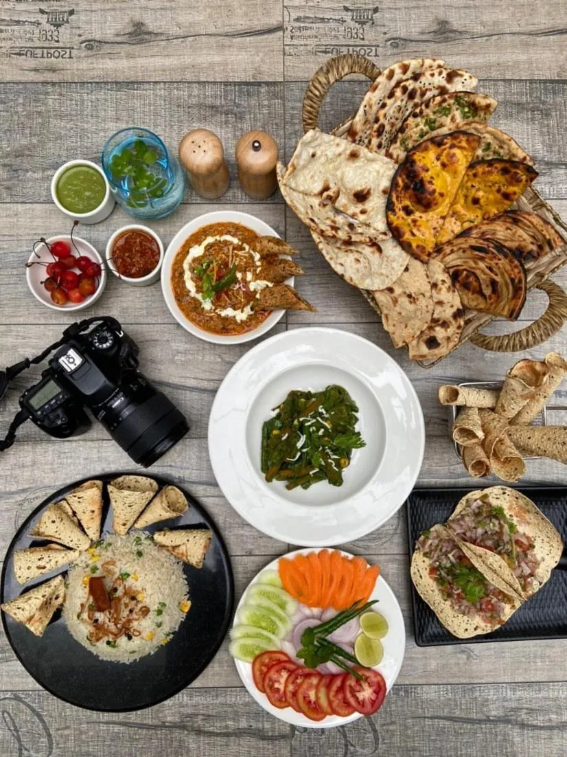 Restaurant/places to eat in The Summer House, Pachmarhi - AM Hotel Kollection