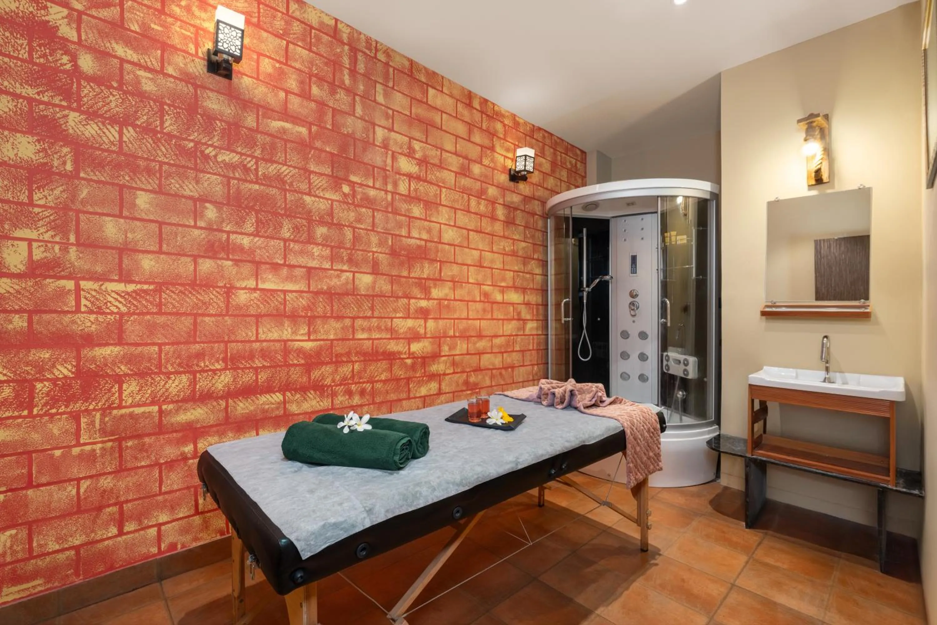 Spa and wellness centre/facilities, Bed in The Summer House, Pachmarhi - AM Hotel Kollection