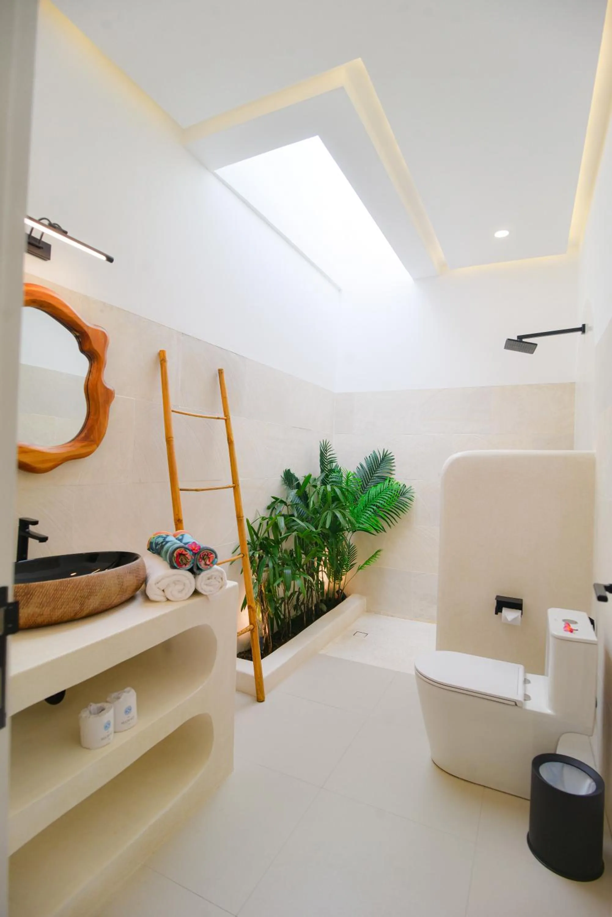 Toilet in The Koho Air Hotel