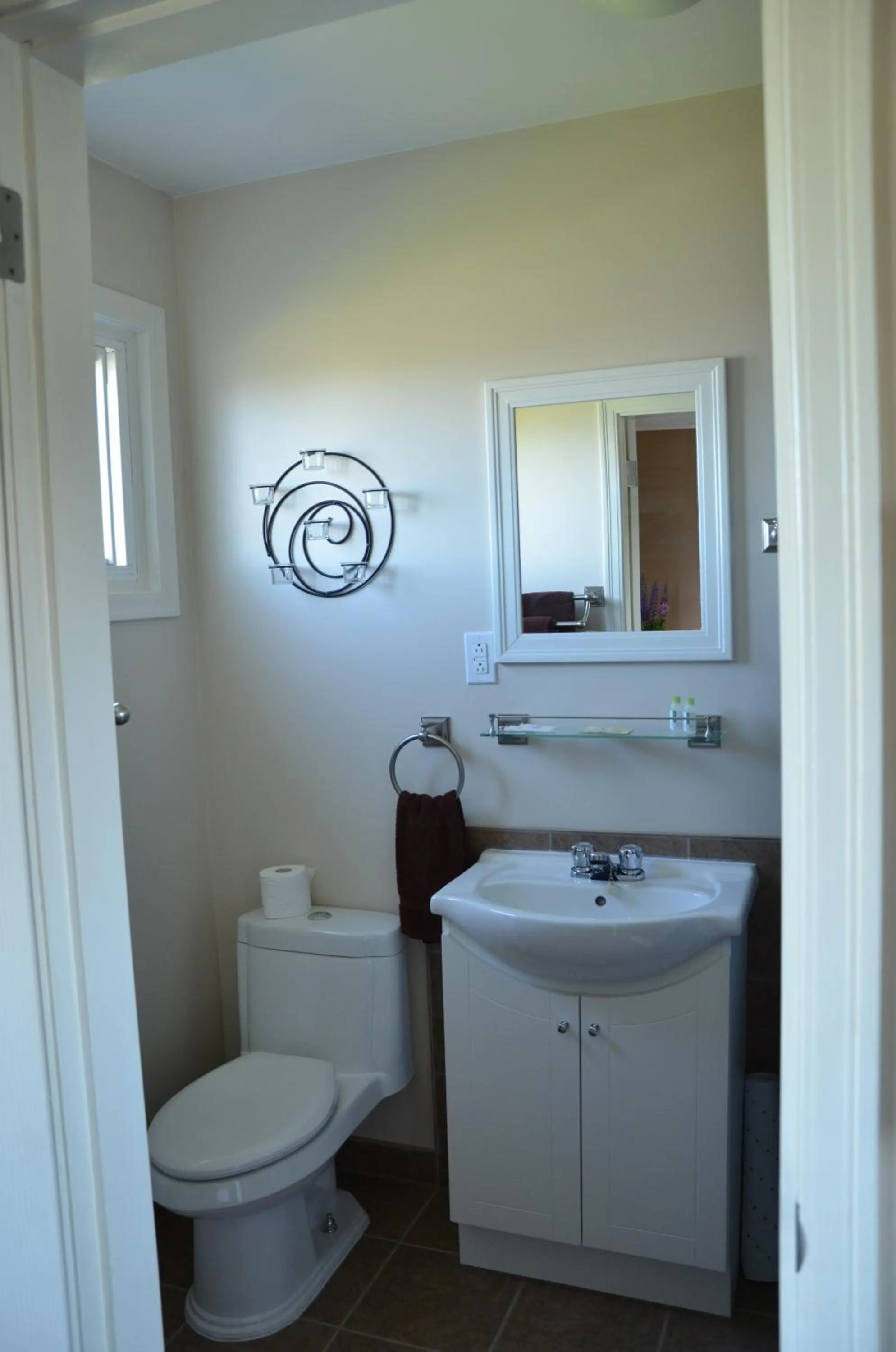 Toilet in Clifty Cove Motel