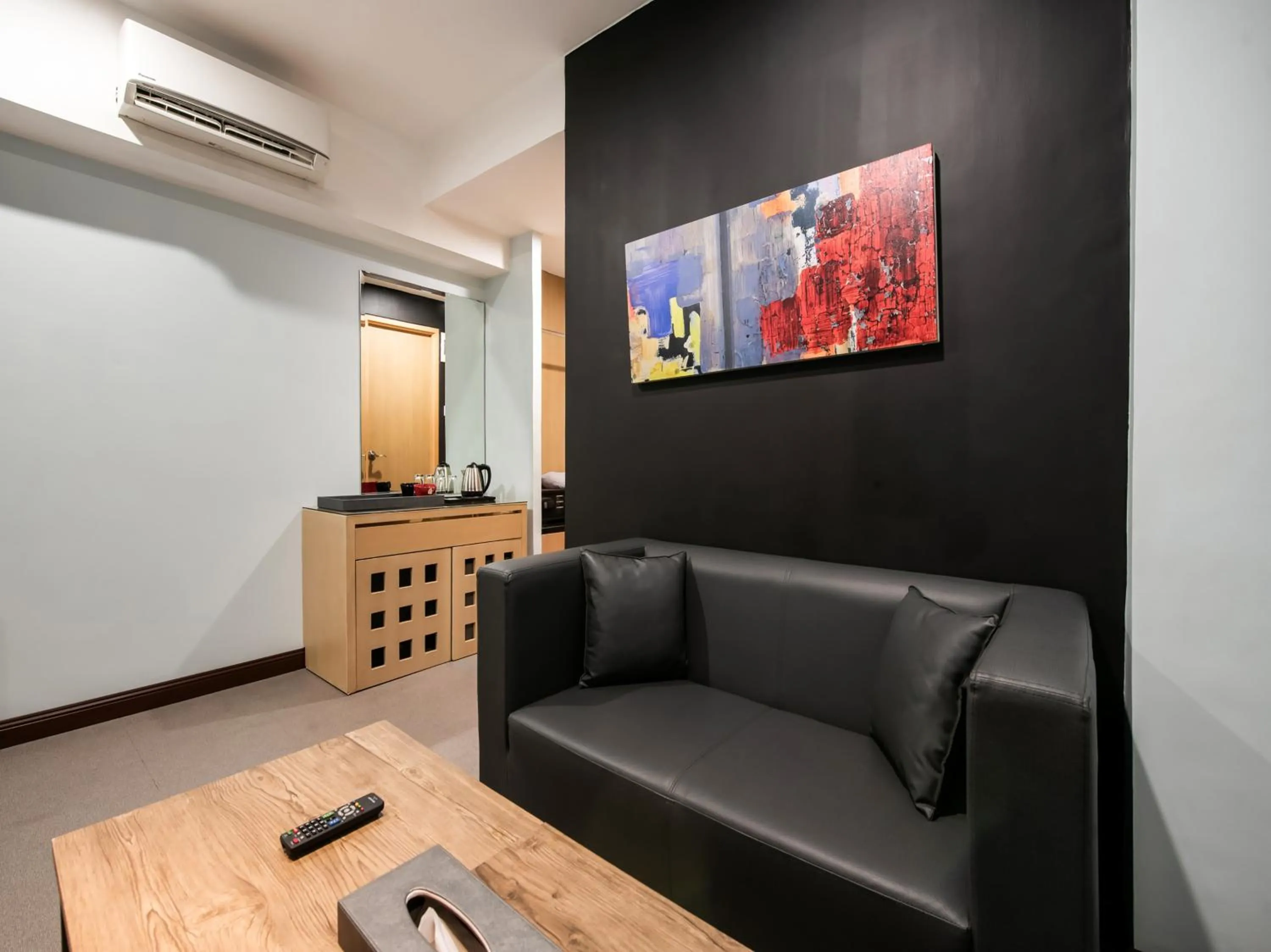 Bay Area Suites Manila