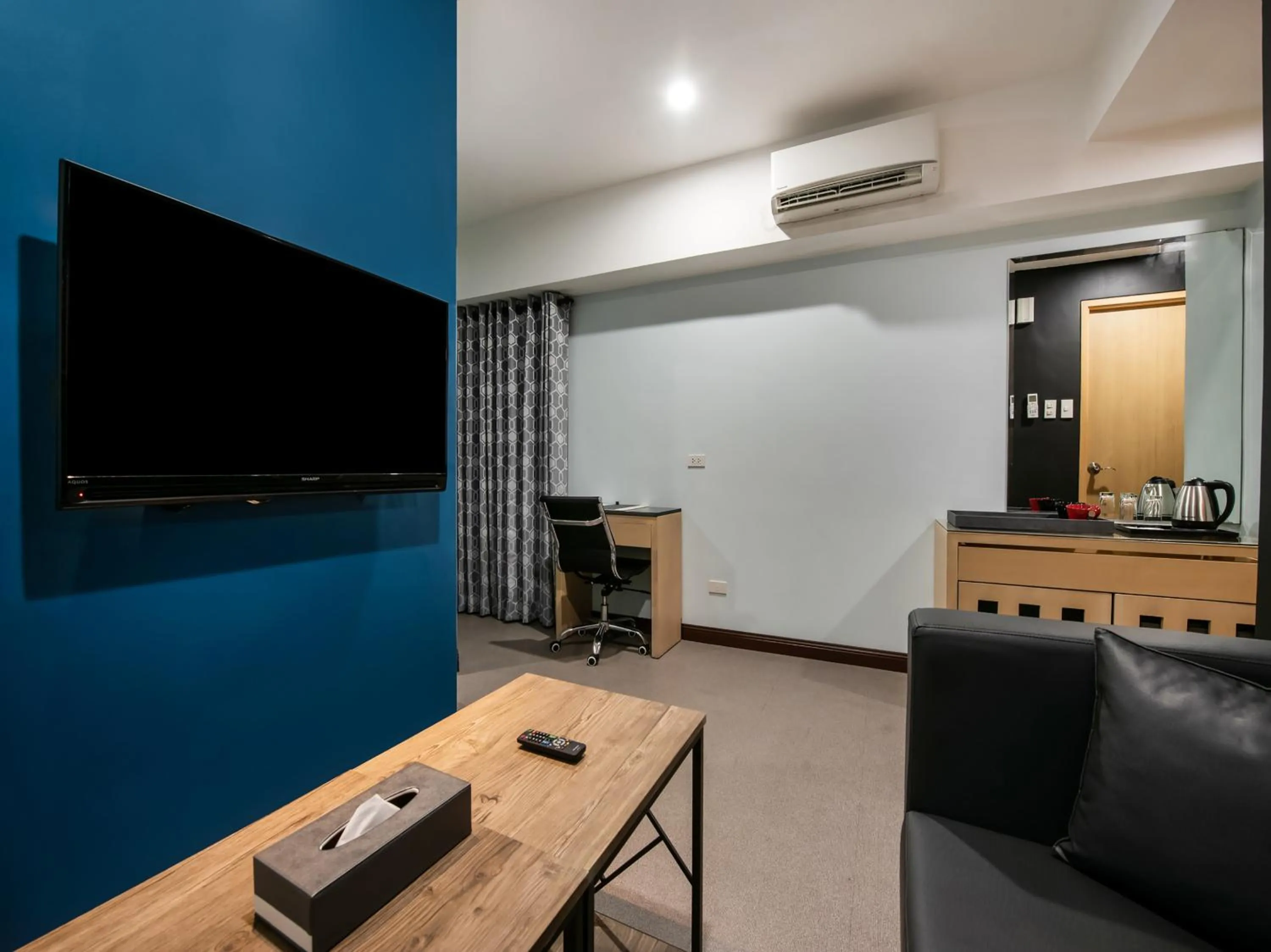 Bay Area Suites Manila