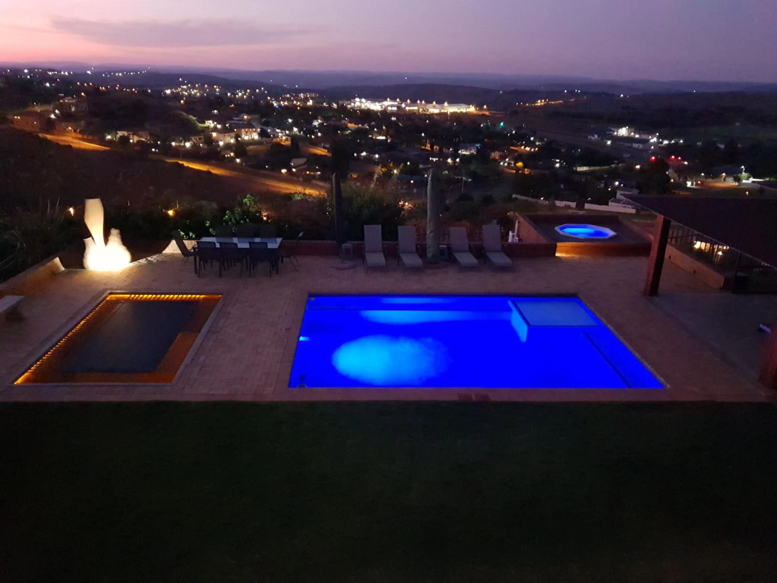 Swimming pool in Weston Guest House Krugersdorp