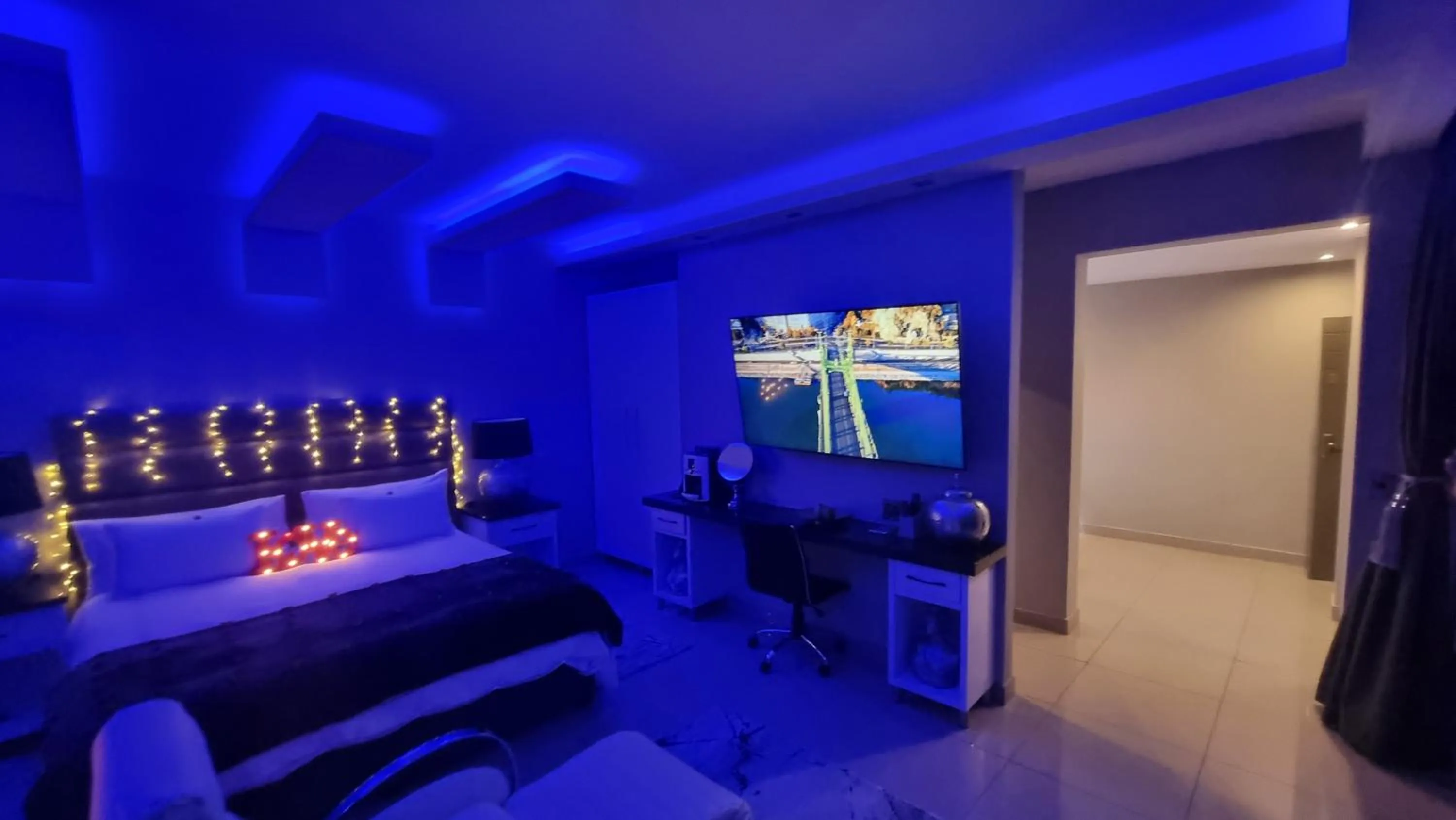 Evening entertainment in Weston Guest House Krugersdorp