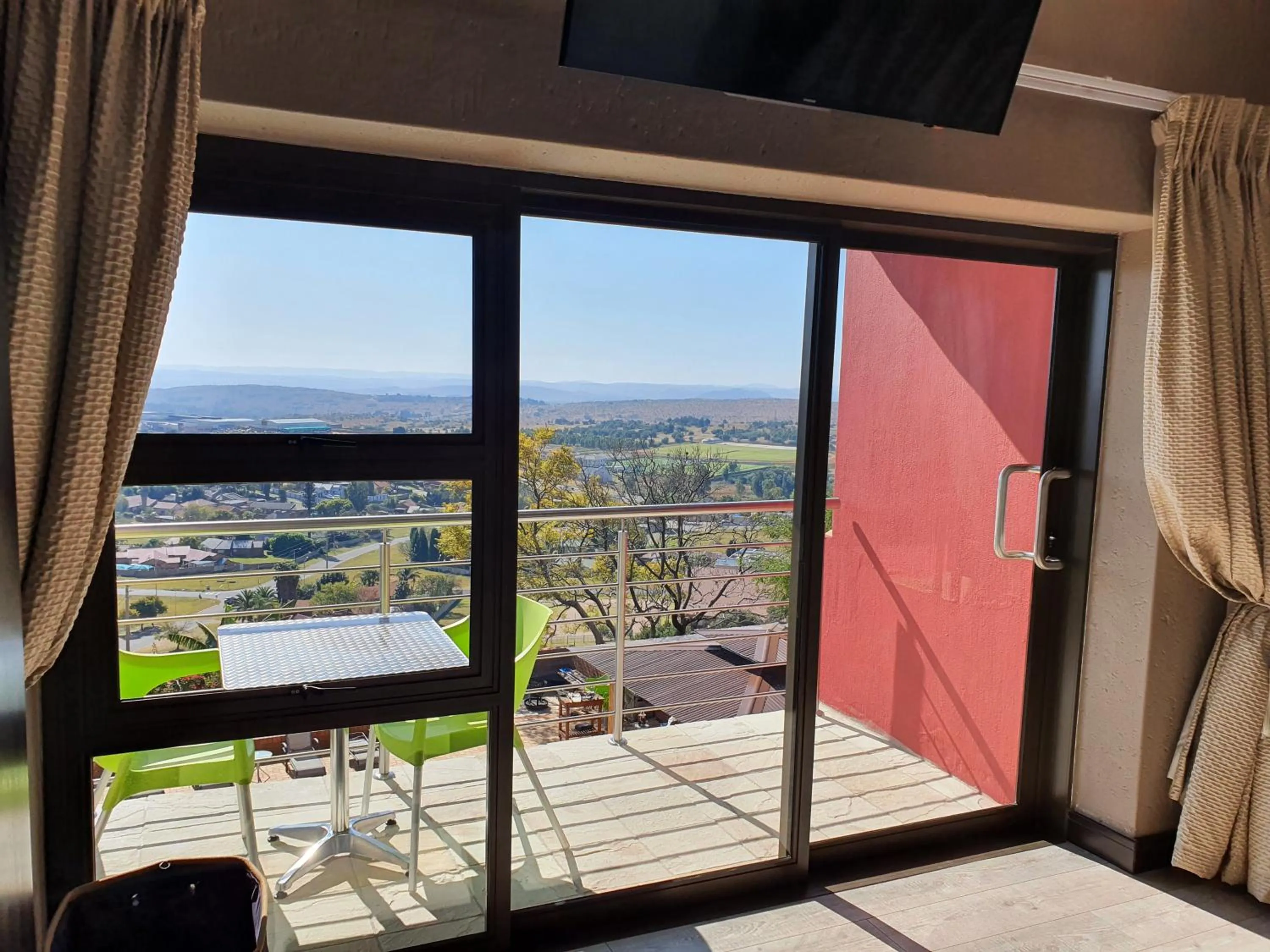 Mountain view in Weston Guest House Krugersdorp