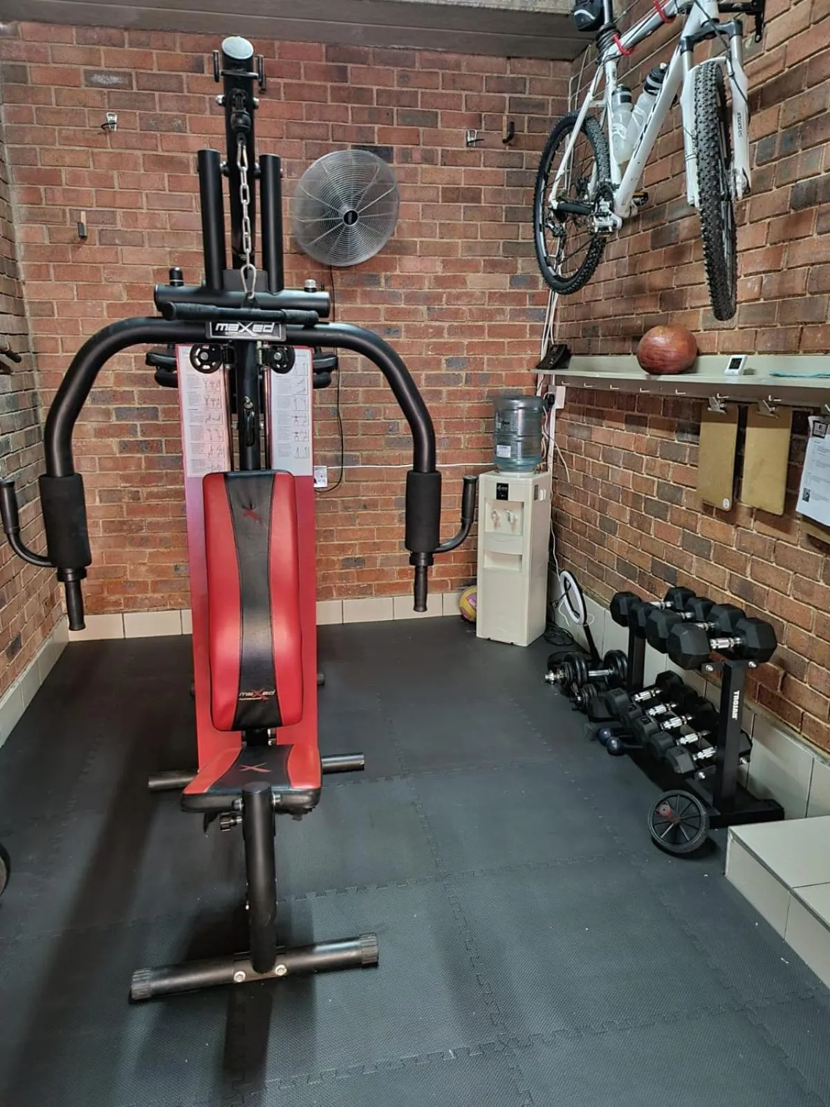 Fitness centre/facilities in Weston Guest House Krugersdorp