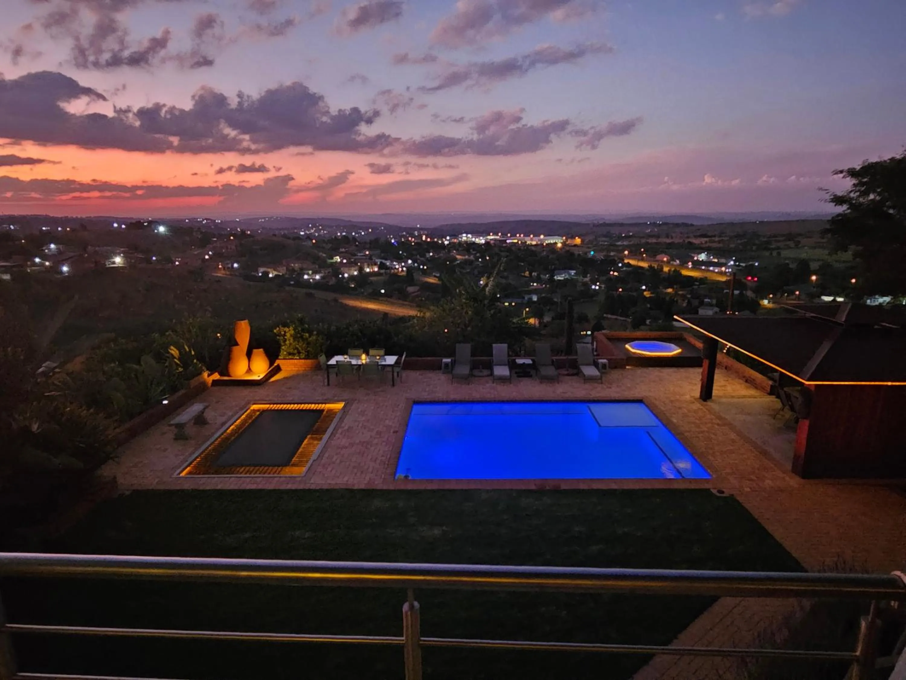 Night in Weston Guest House Krugersdorp