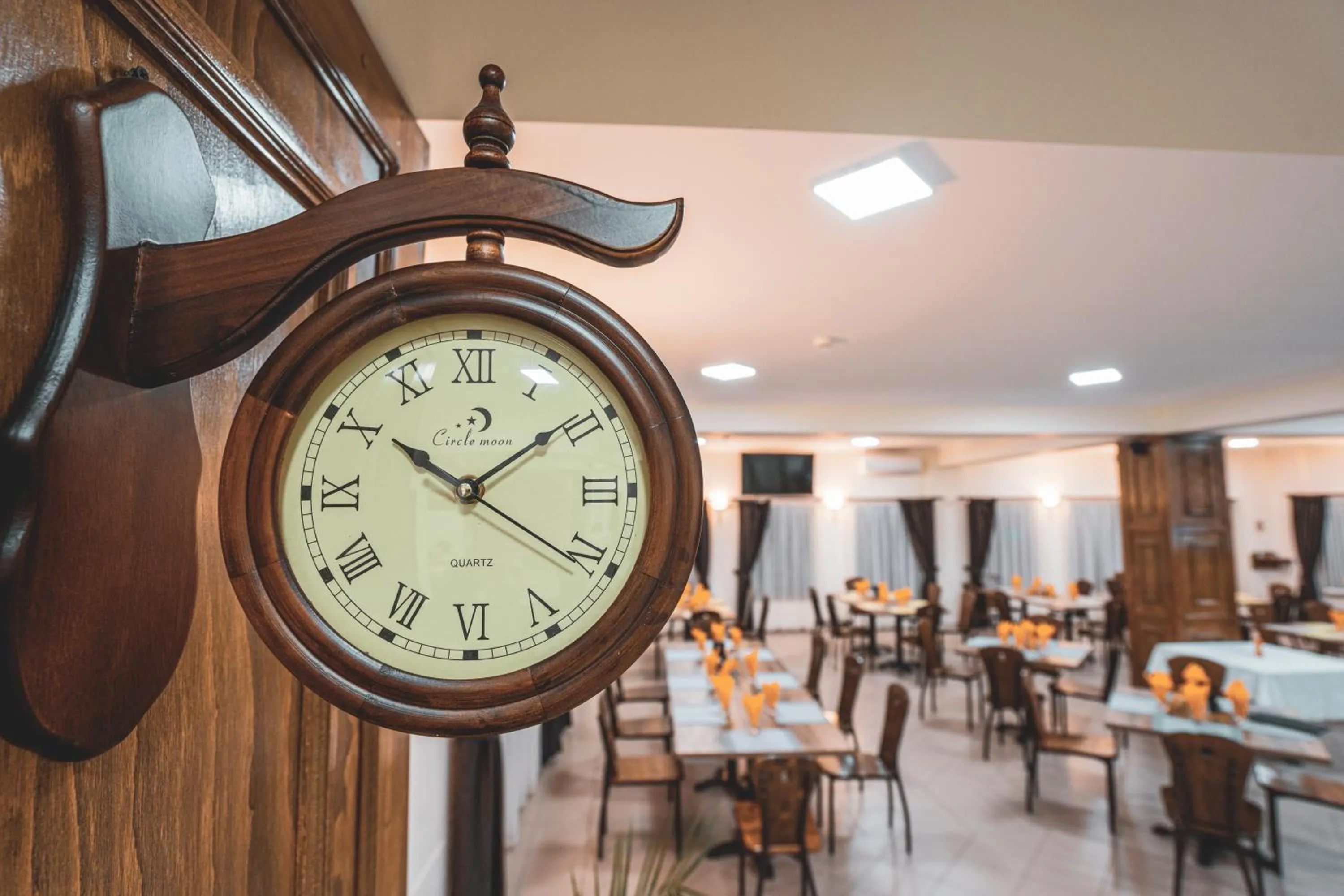 Restaurant/places to eat in Hotel Rabbit Bran