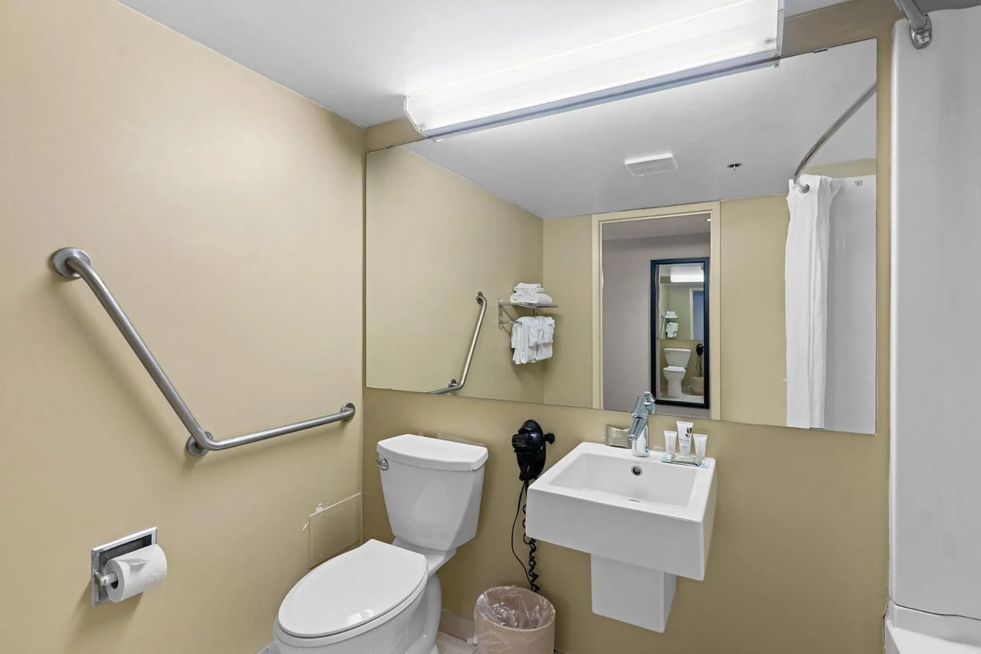 Bathroom in Country Inn & Suites by Radisson, Saskatoon, SK