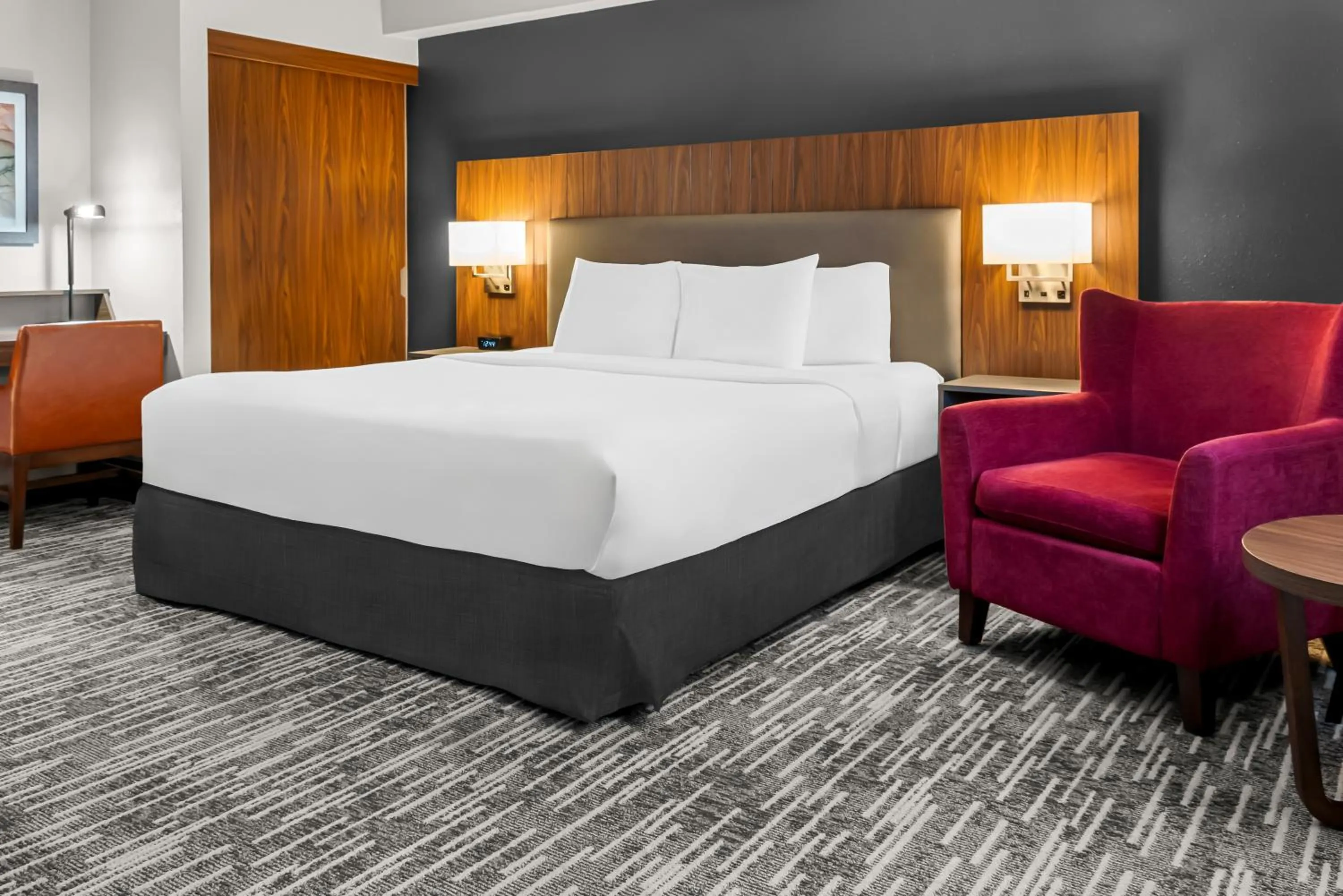 Bed in Country Inn & Suites by Radisson, Winnipeg, MB